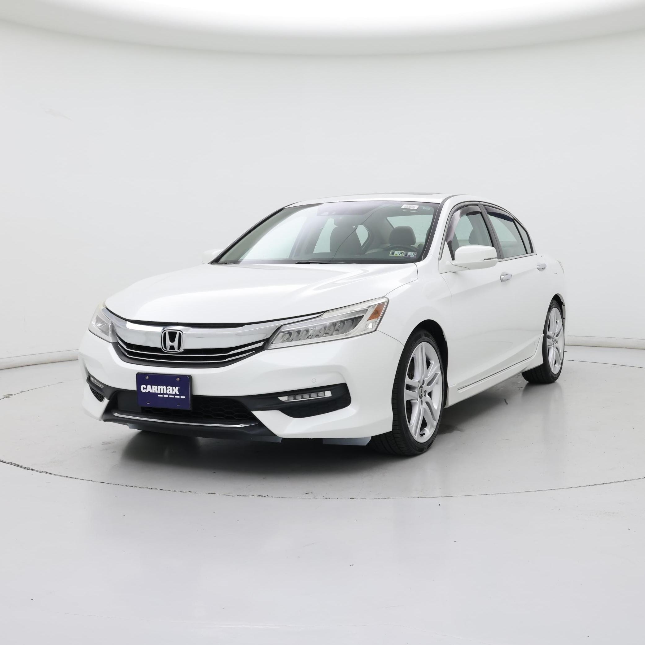 Thumbnail: 2017 Honda Accord - 4