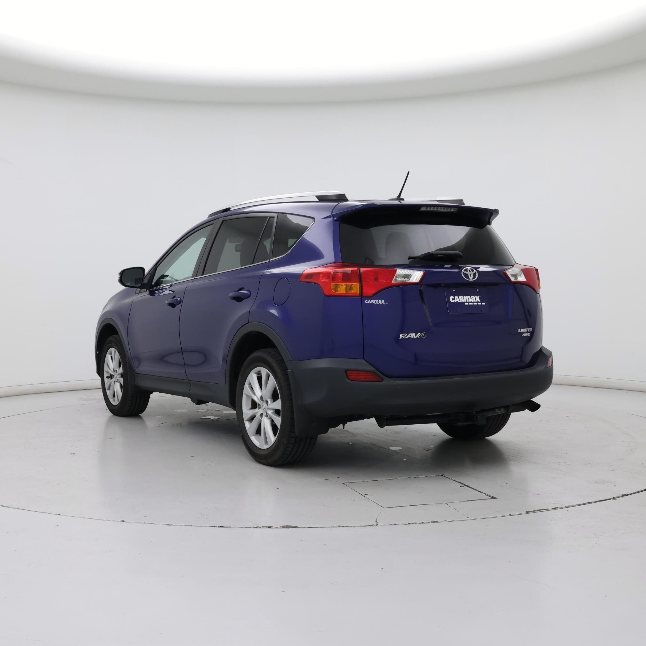 Thumbnail: 2015 Toyota RAV4 - 2