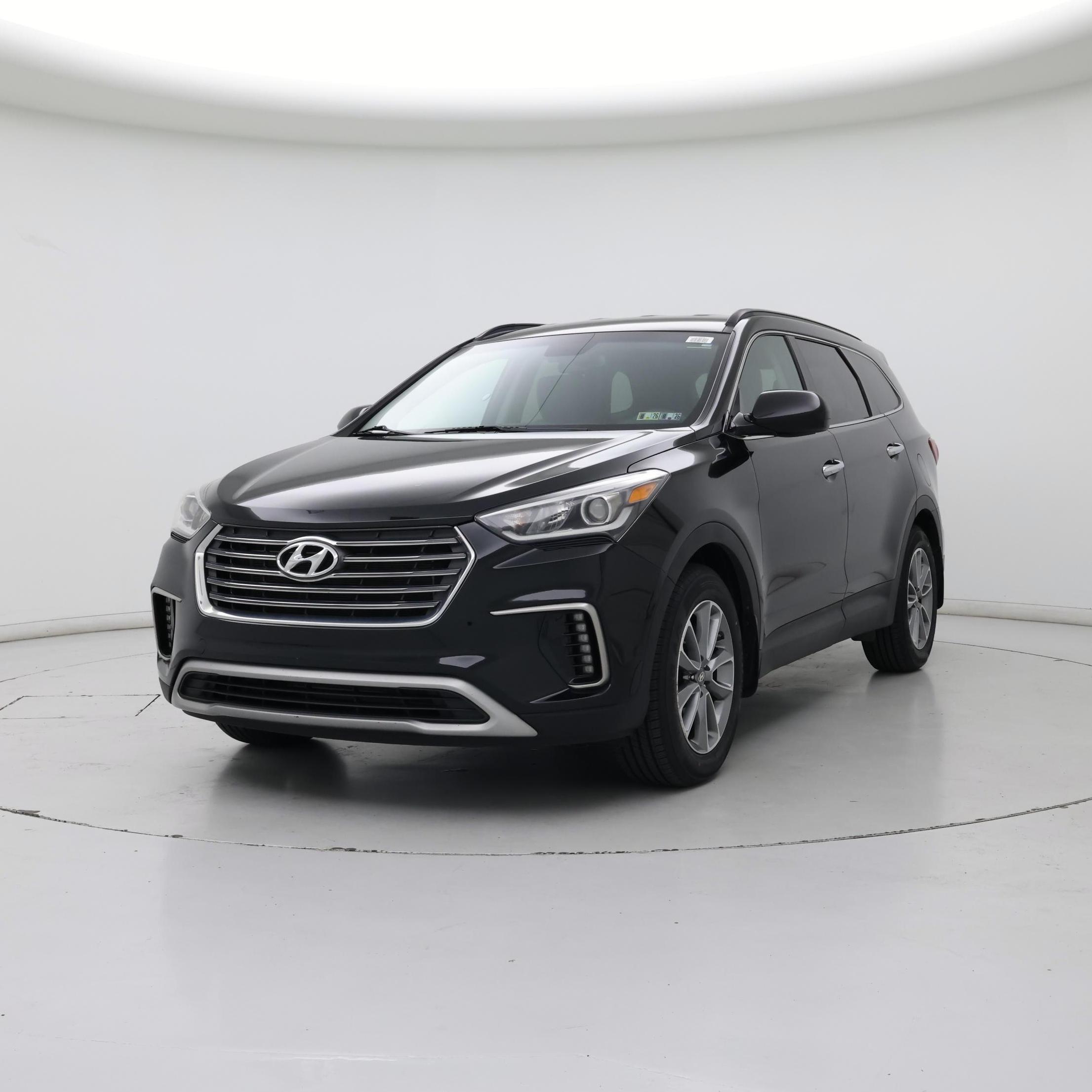 Thumbnail: 2017 Hyundai Santa Fe - 4