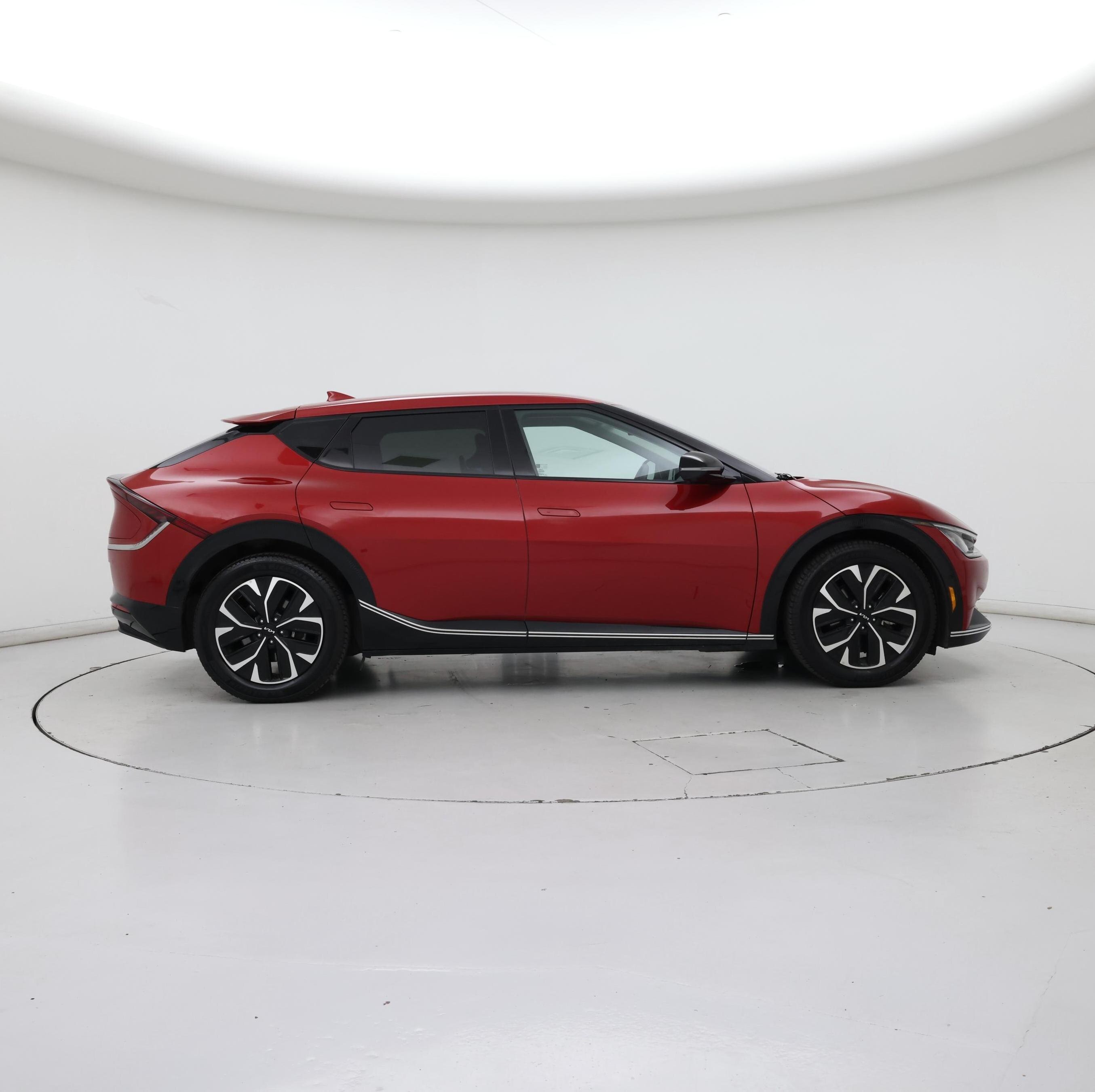 Thumbnail: 2022 Kia EV6 - 7