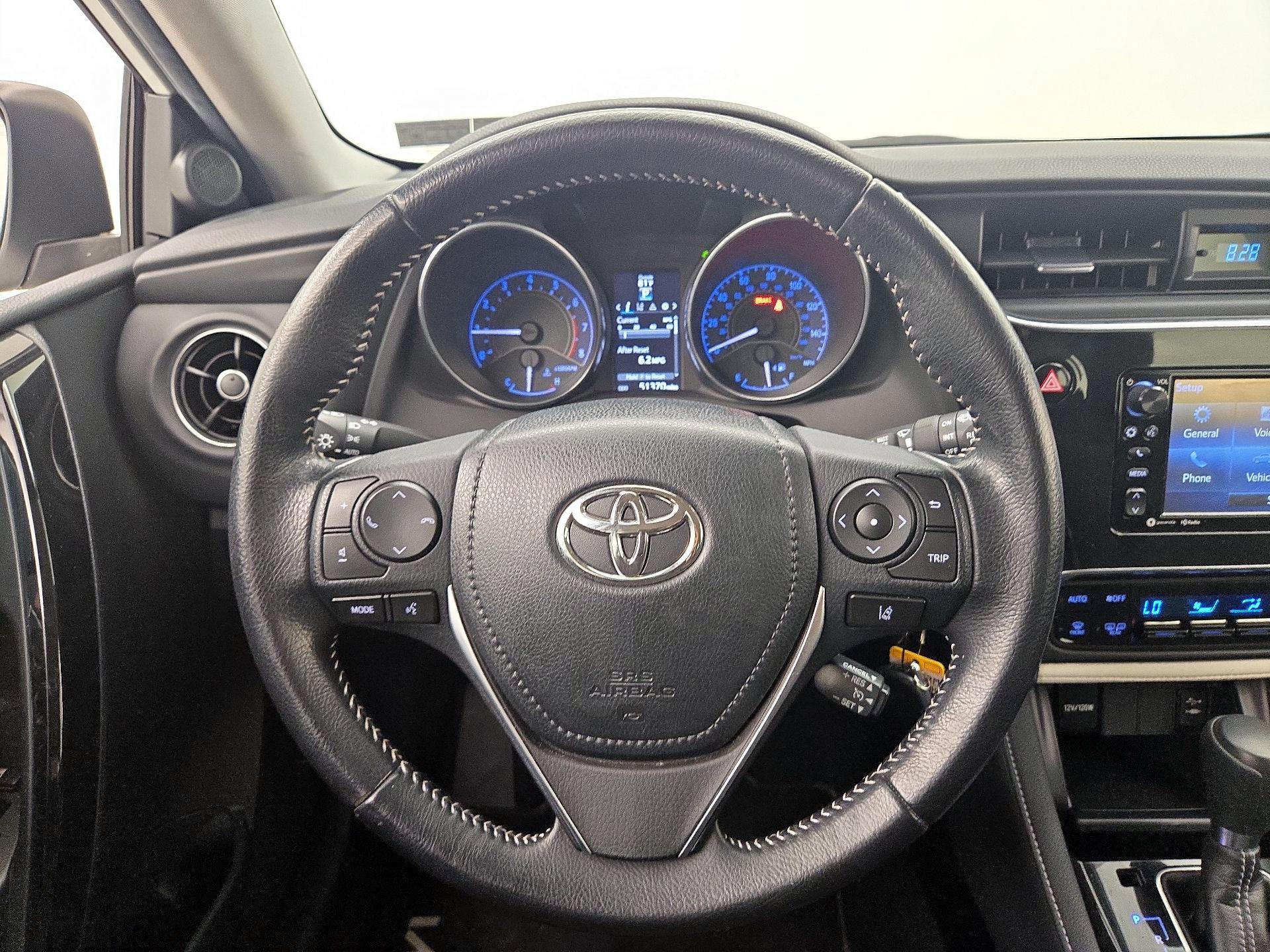 Thumbnail: 2017 Toyota Corolla iM - 10