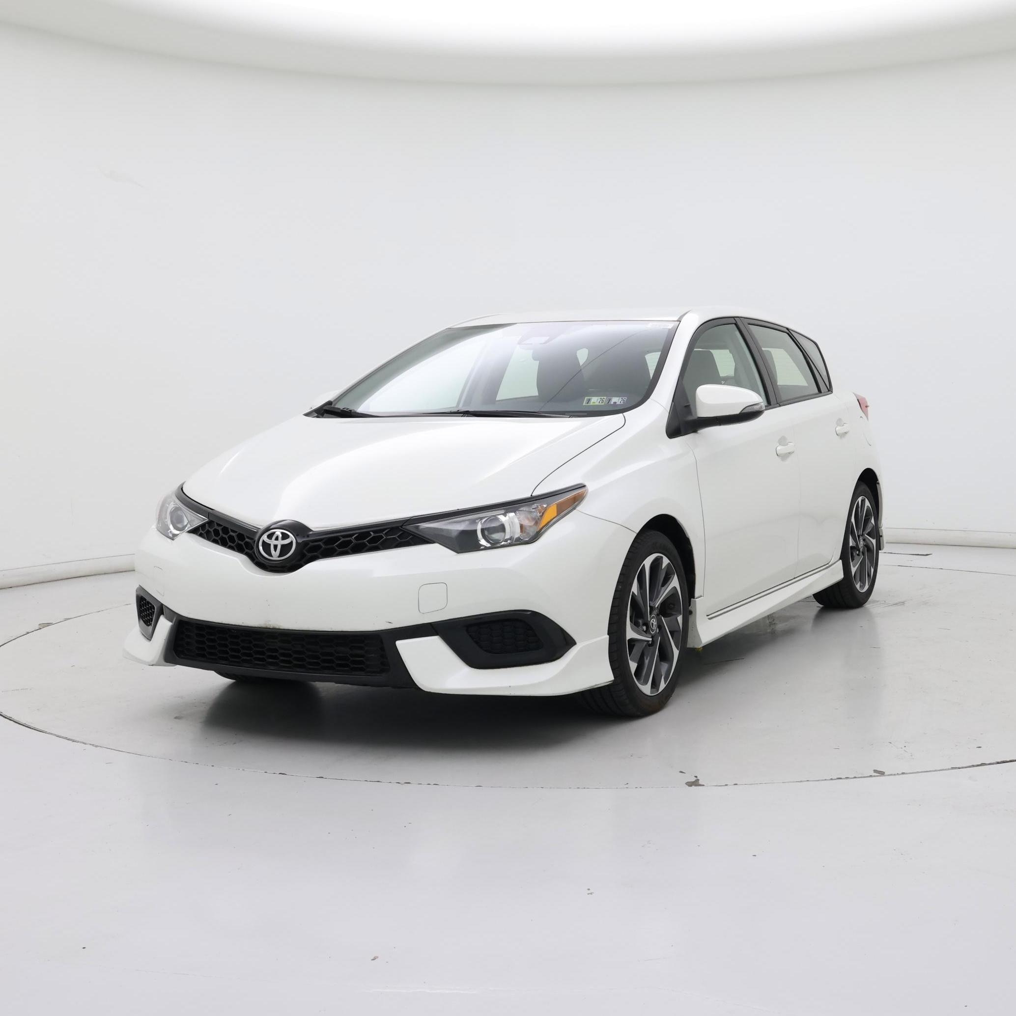 Thumbnail: 2017 Toyota Corolla iM - 4
