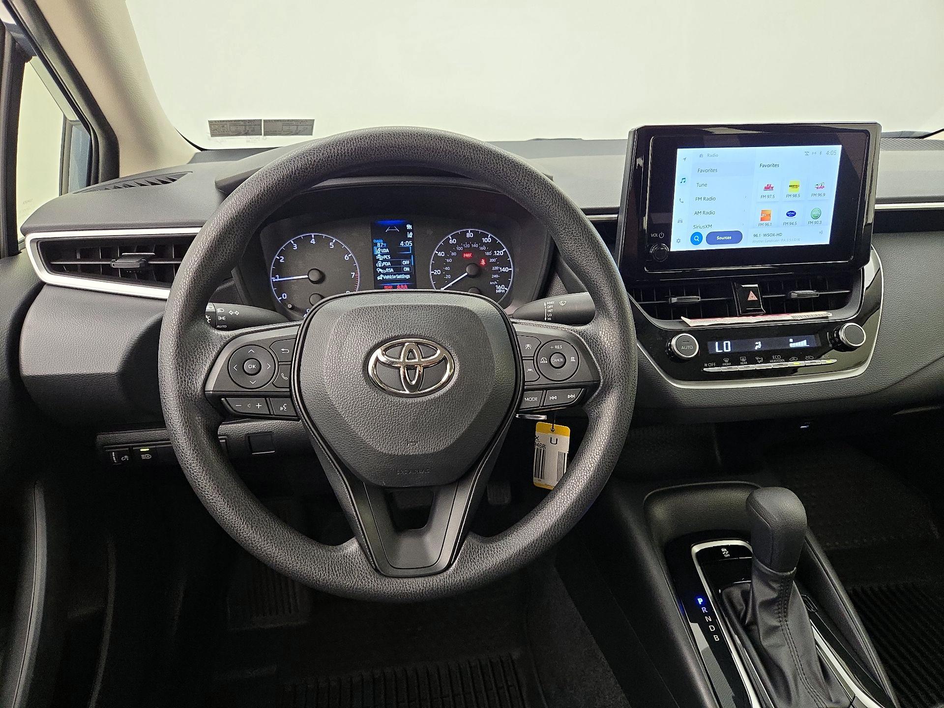 Thumbnail: 2023 Toyota Corolla - 10
