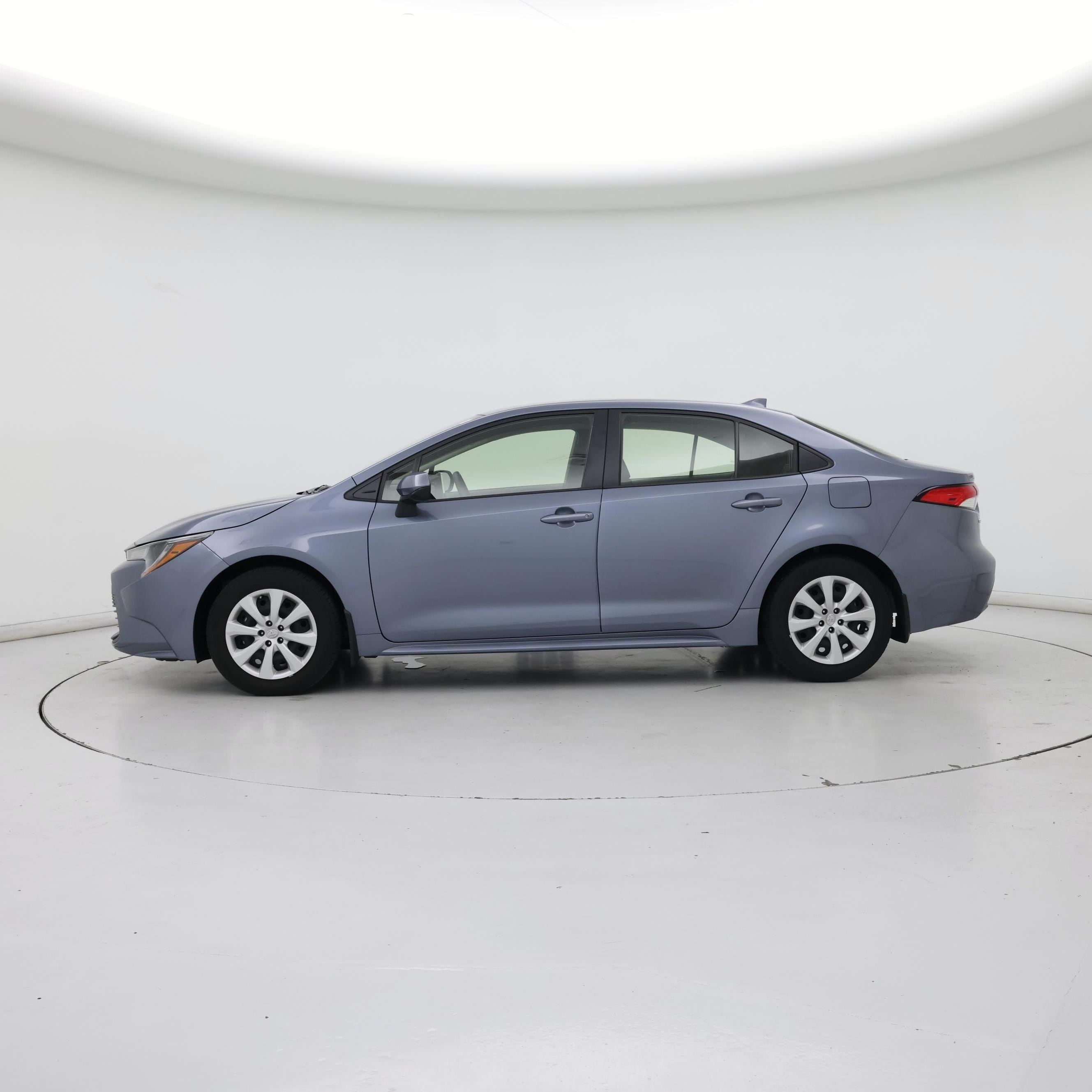 Thumbnail: 2023 Toyota Corolla - 3