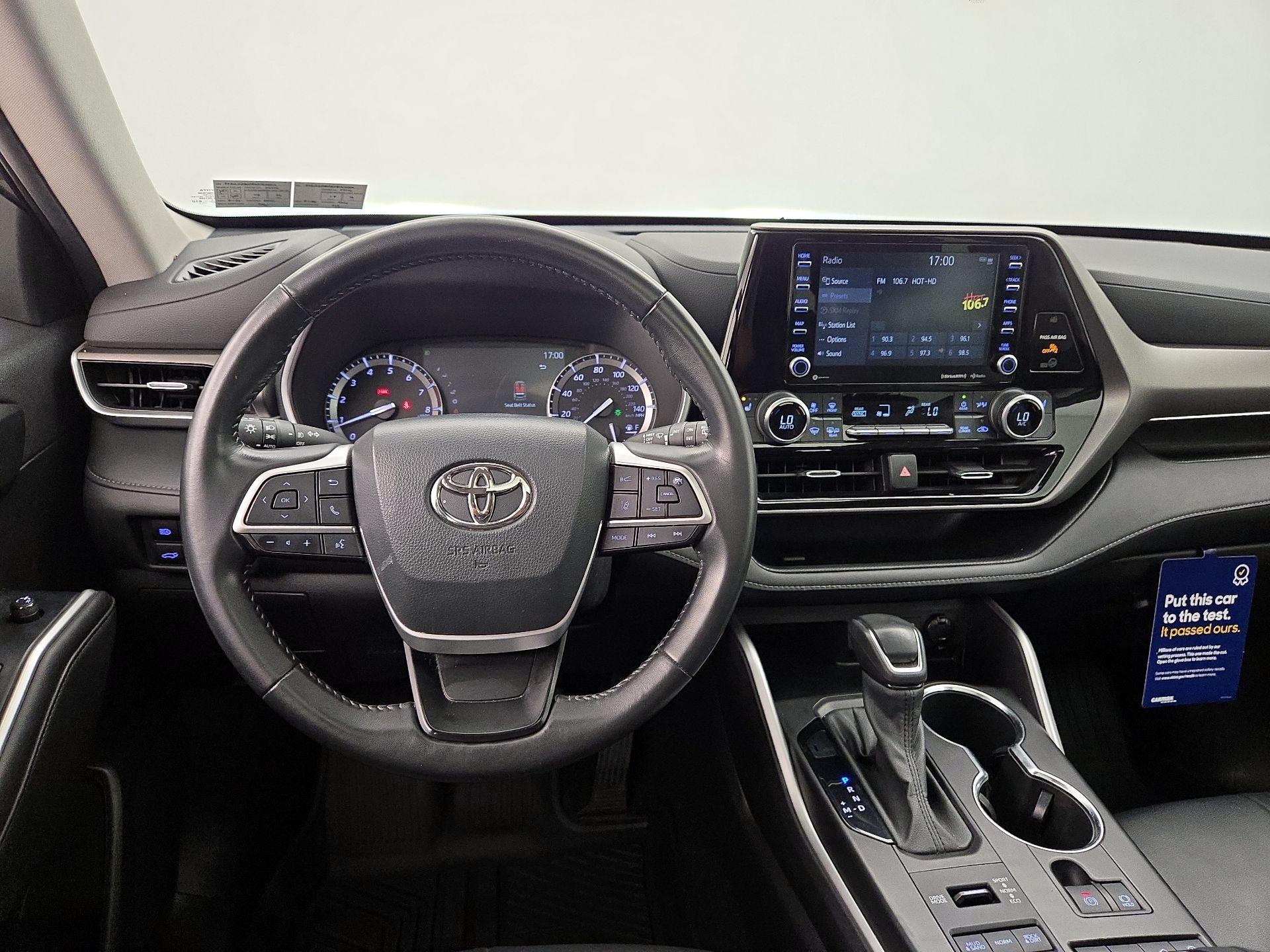 Thumbnail: 2022 Toyota Highlander - 10
