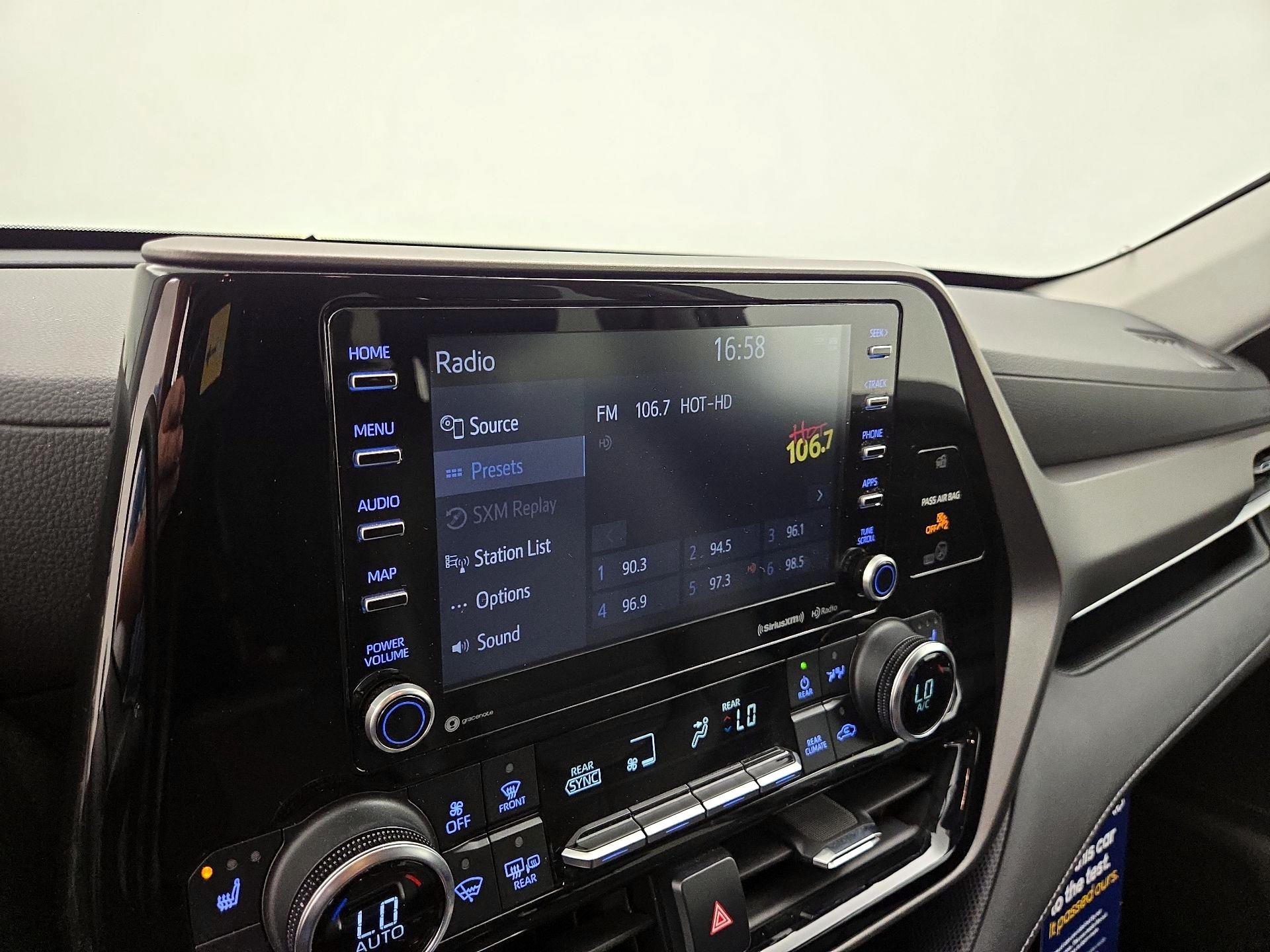 Thumbnail: 2022 Toyota Highlander - 15