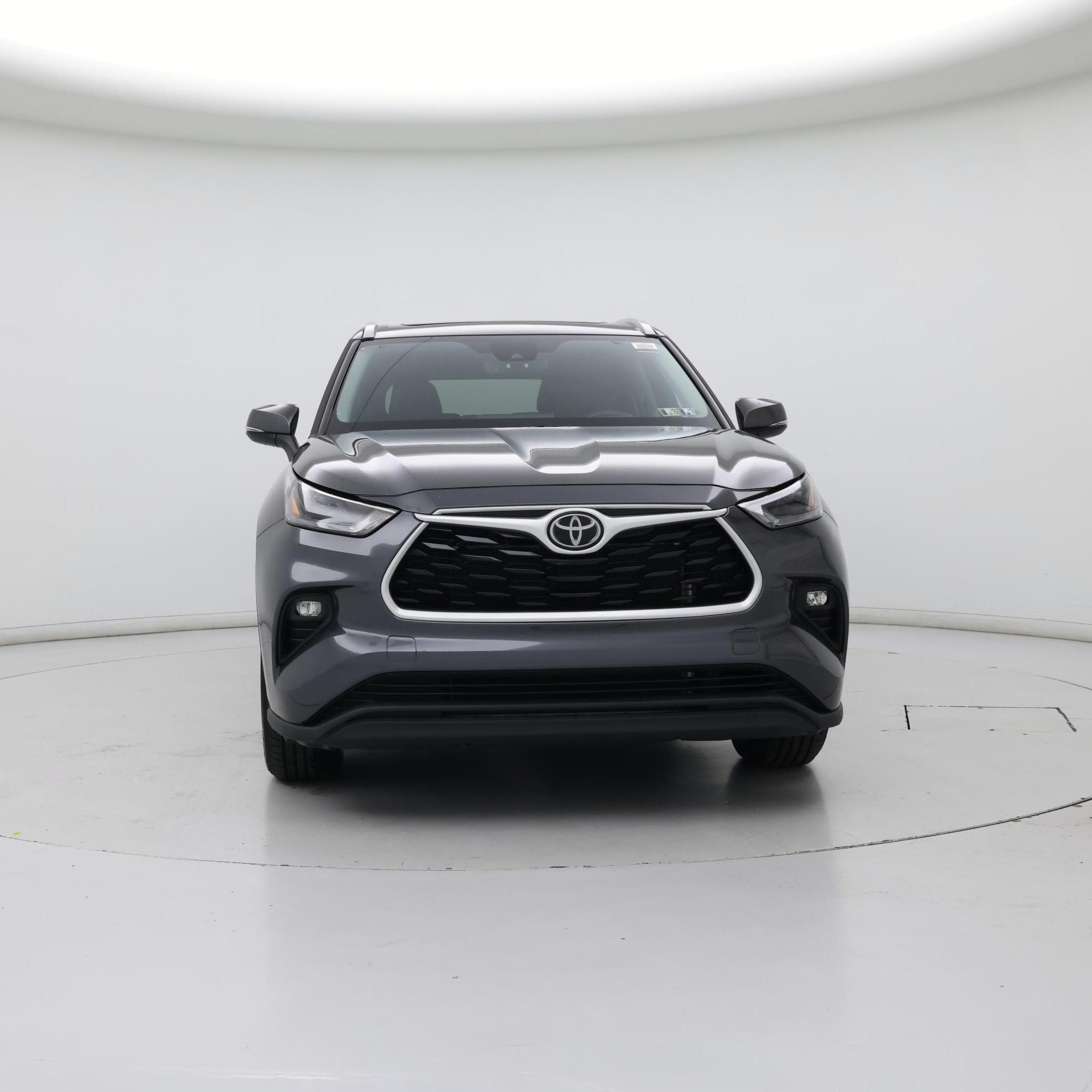 Thumbnail: 2022 Toyota Highlander - 5
