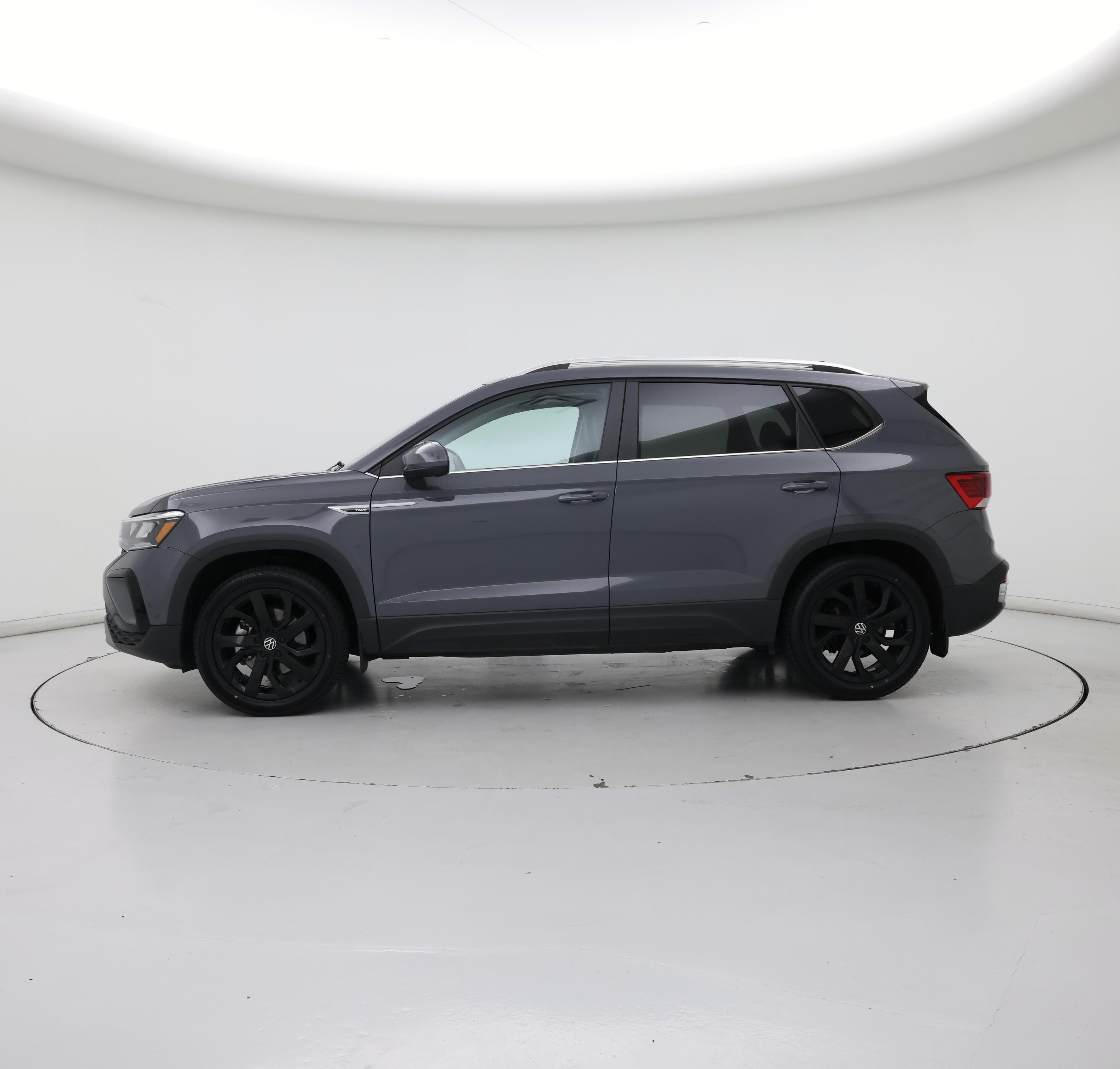 Thumbnail: 2022 Volkswagen Taos - 3