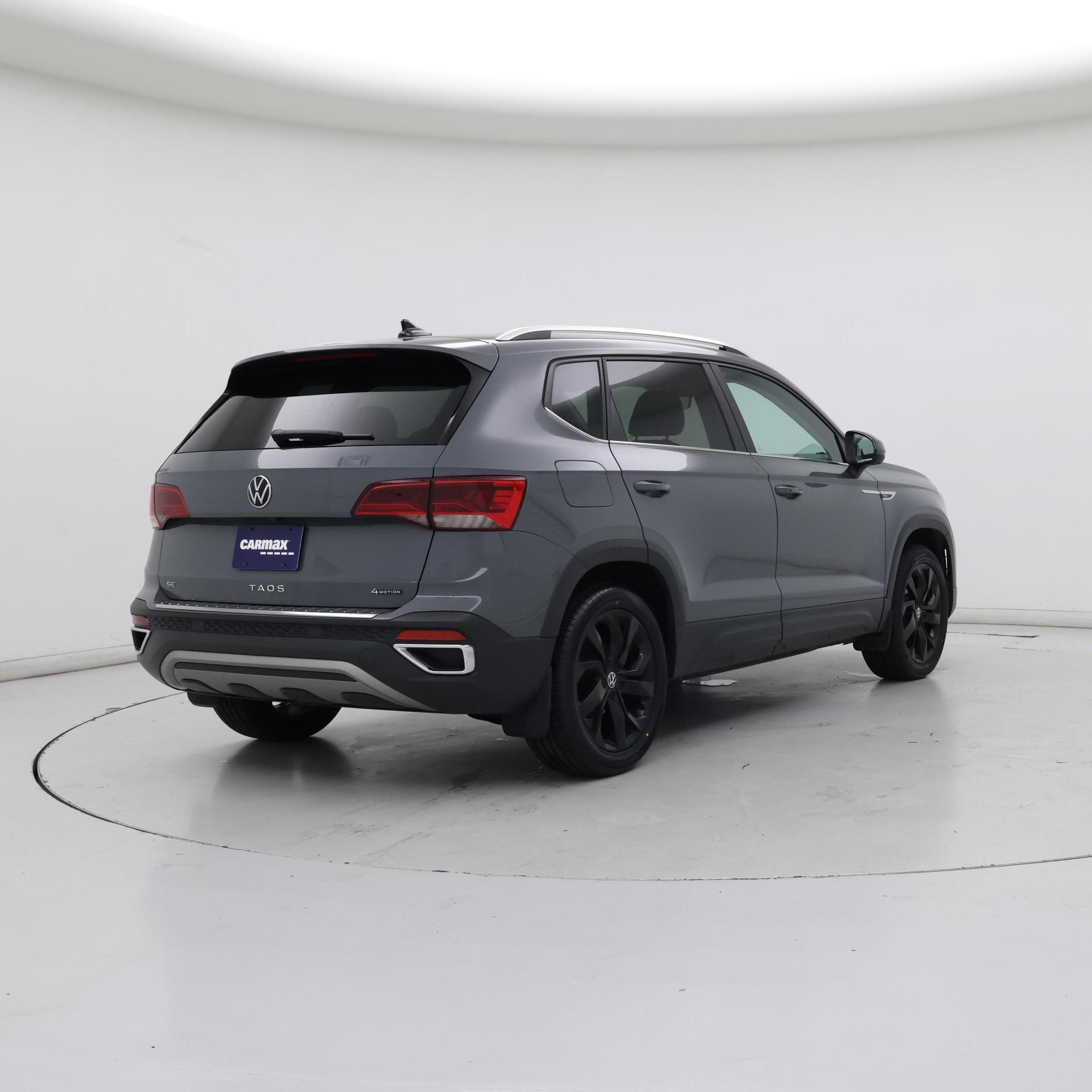 Thumbnail: 2022 Volkswagen Taos - 8