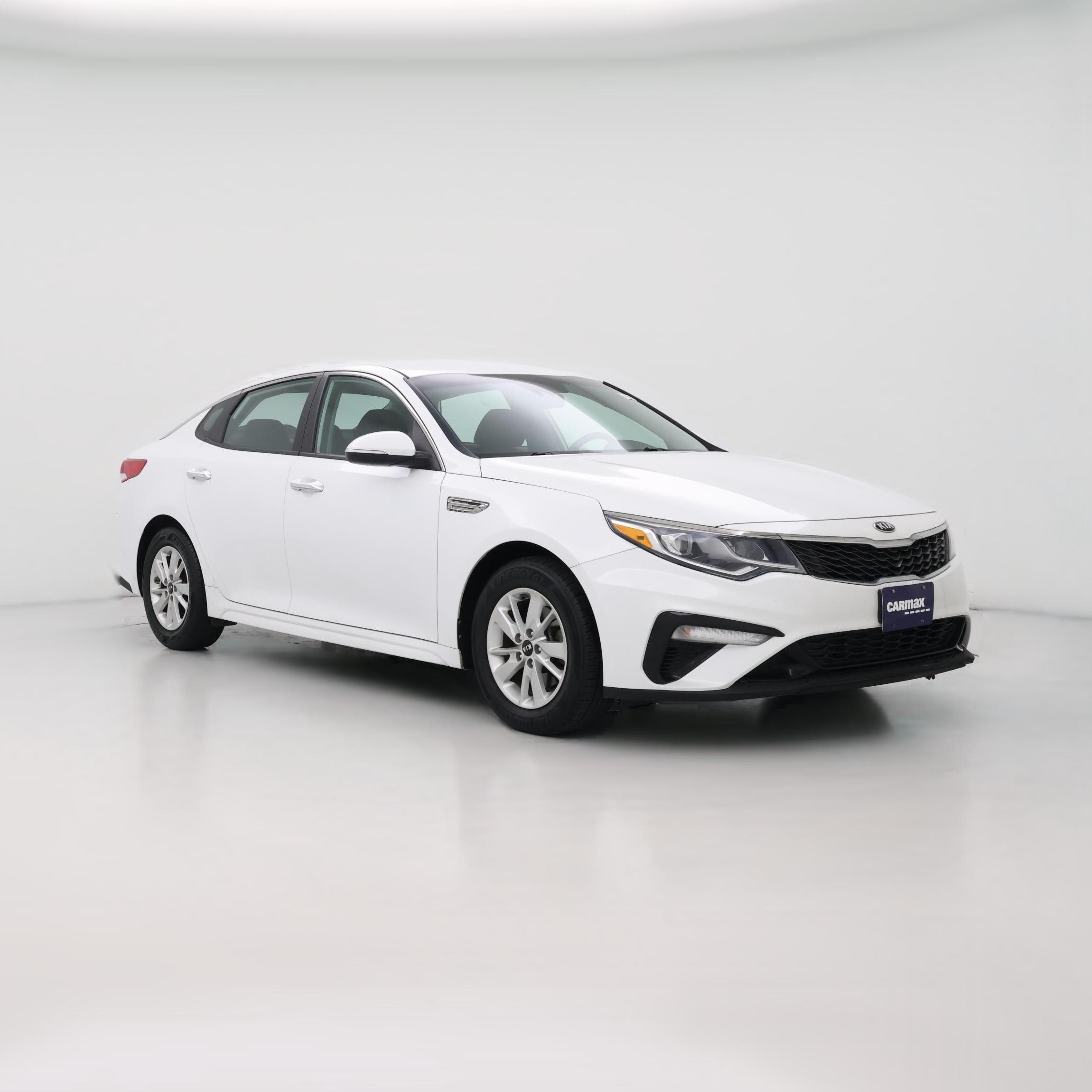 Thumbnail: 2019 Kia Optima - 1