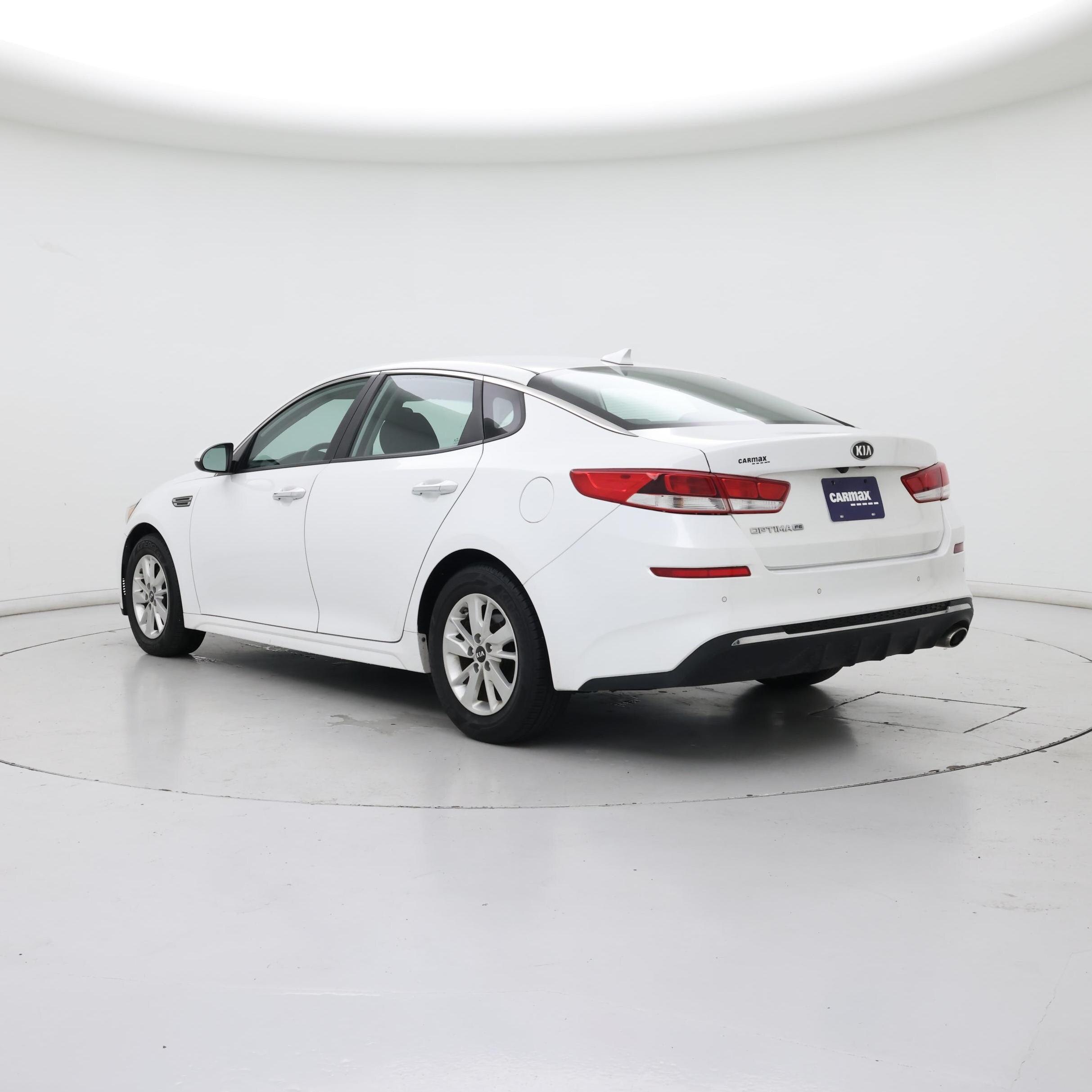 Thumbnail: 2019 Kia Optima - 2