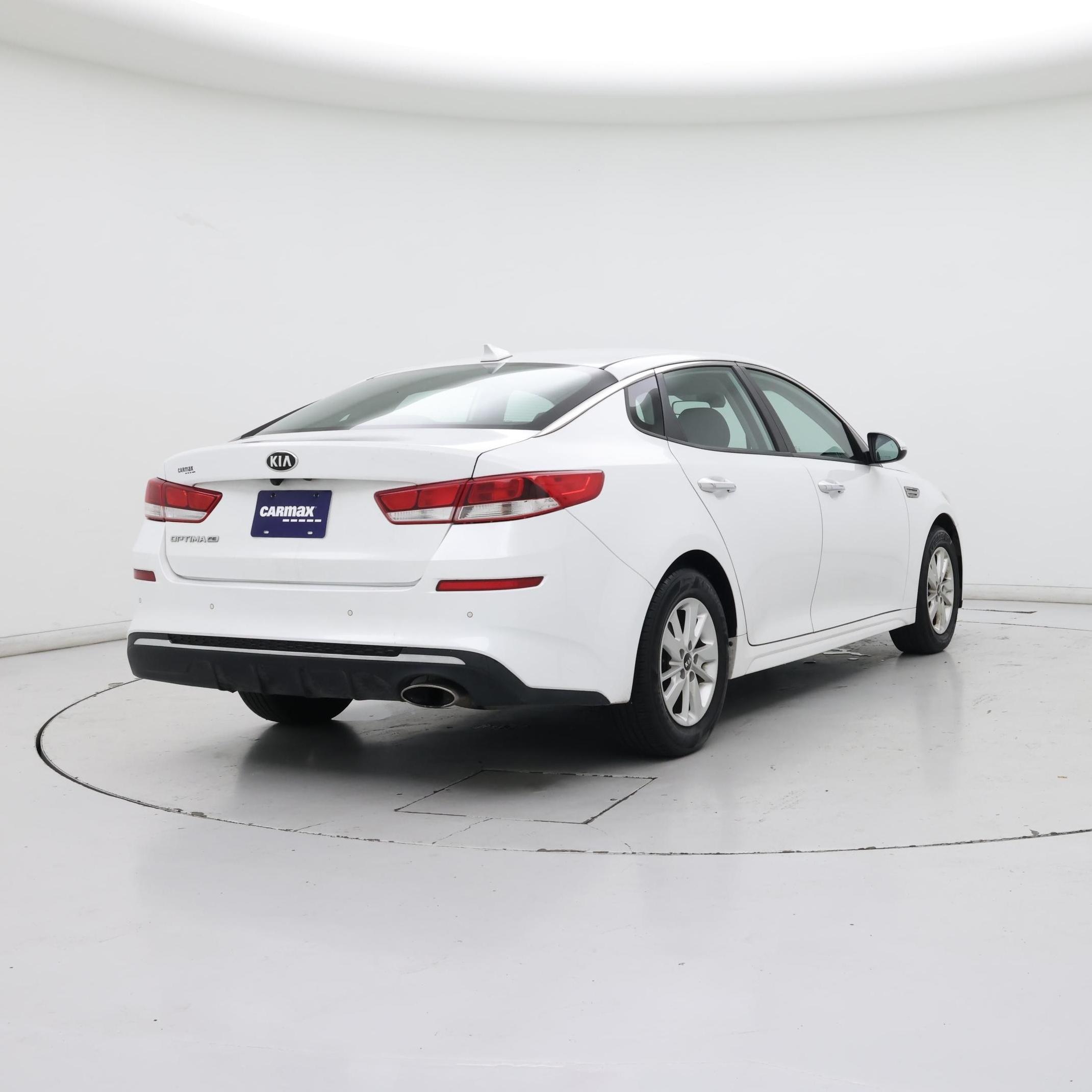 Thumbnail: 2019 Kia Optima - 8