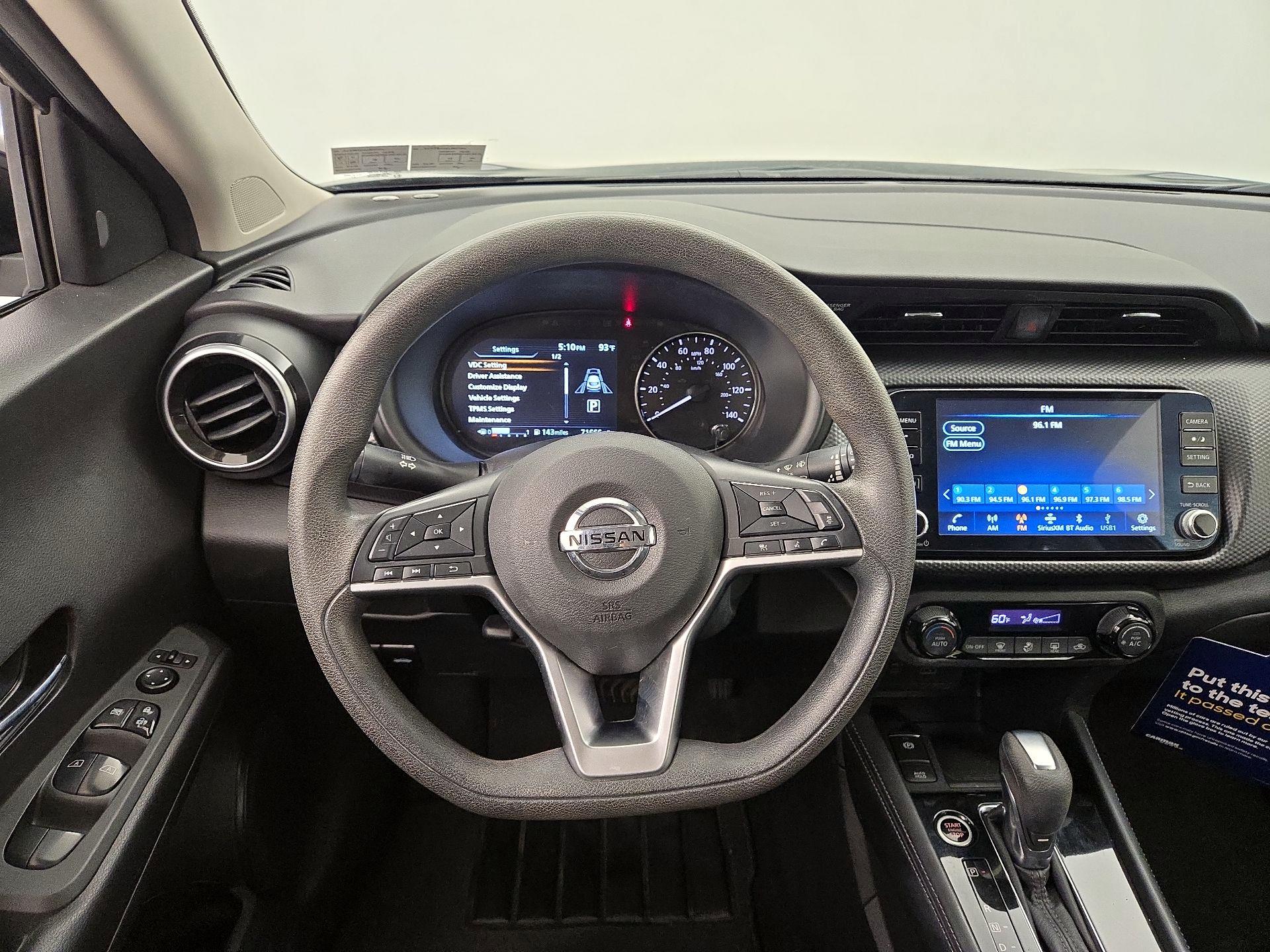 Thumbnail: 2021 Nissan Kicks - 10