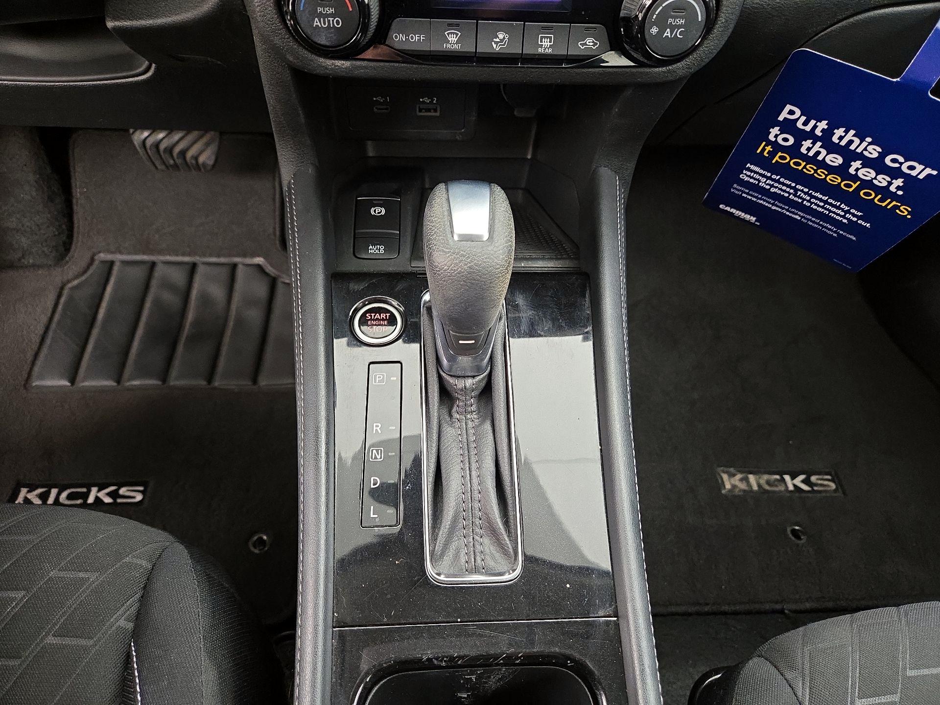 Thumbnail: 2021 Nissan Kicks - 16