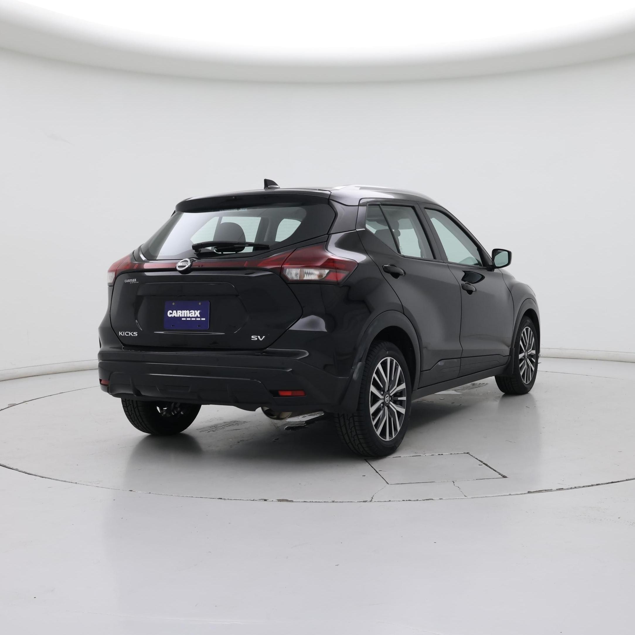 Thumbnail: 2021 Nissan Kicks - 8