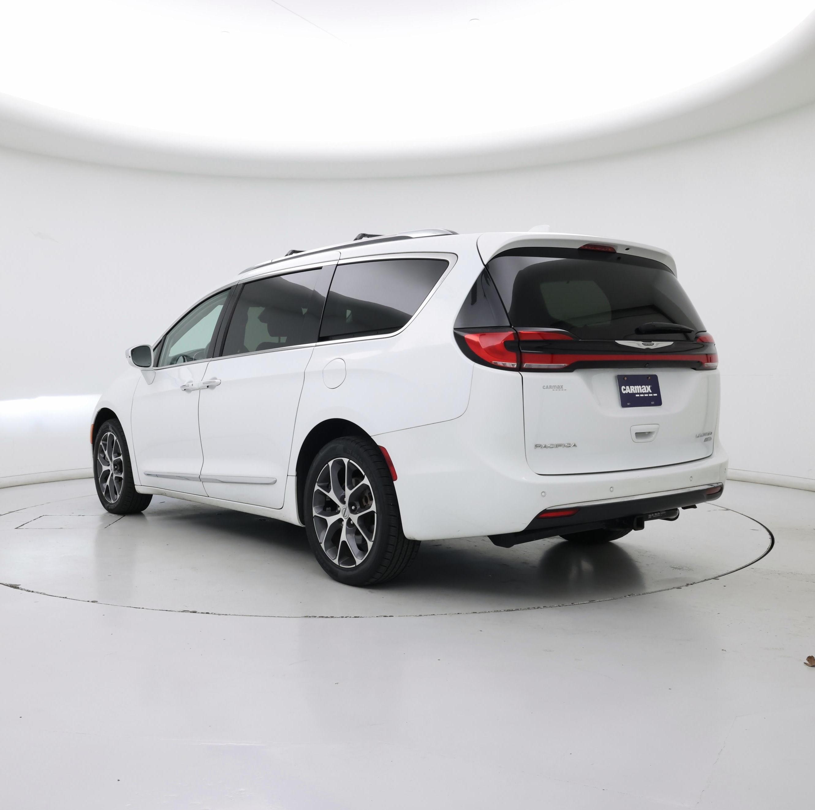 Thumbnail: 2021 Chrysler Pacifica - 2