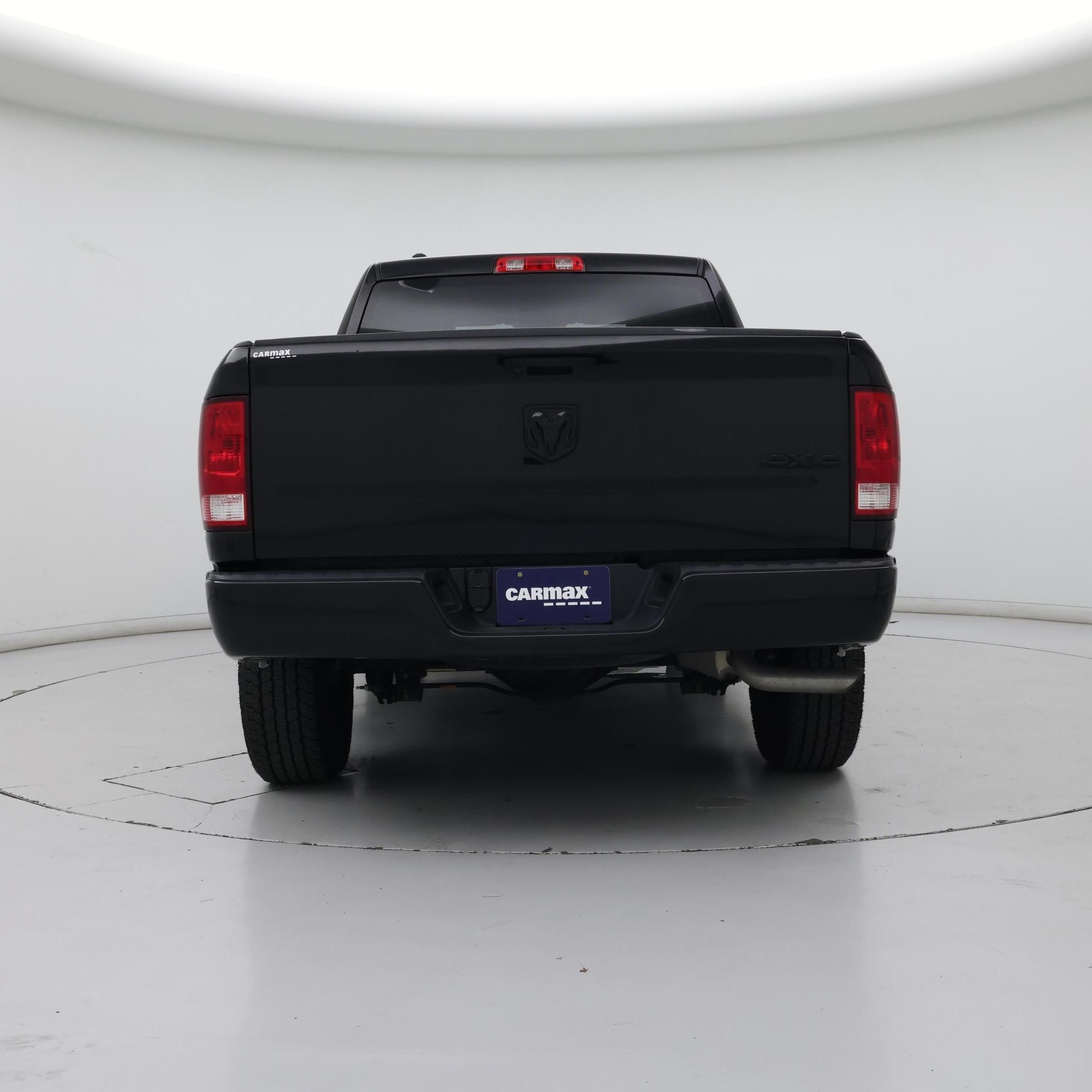 Thumbnail: 2019 RAM 1500 Classic - 6