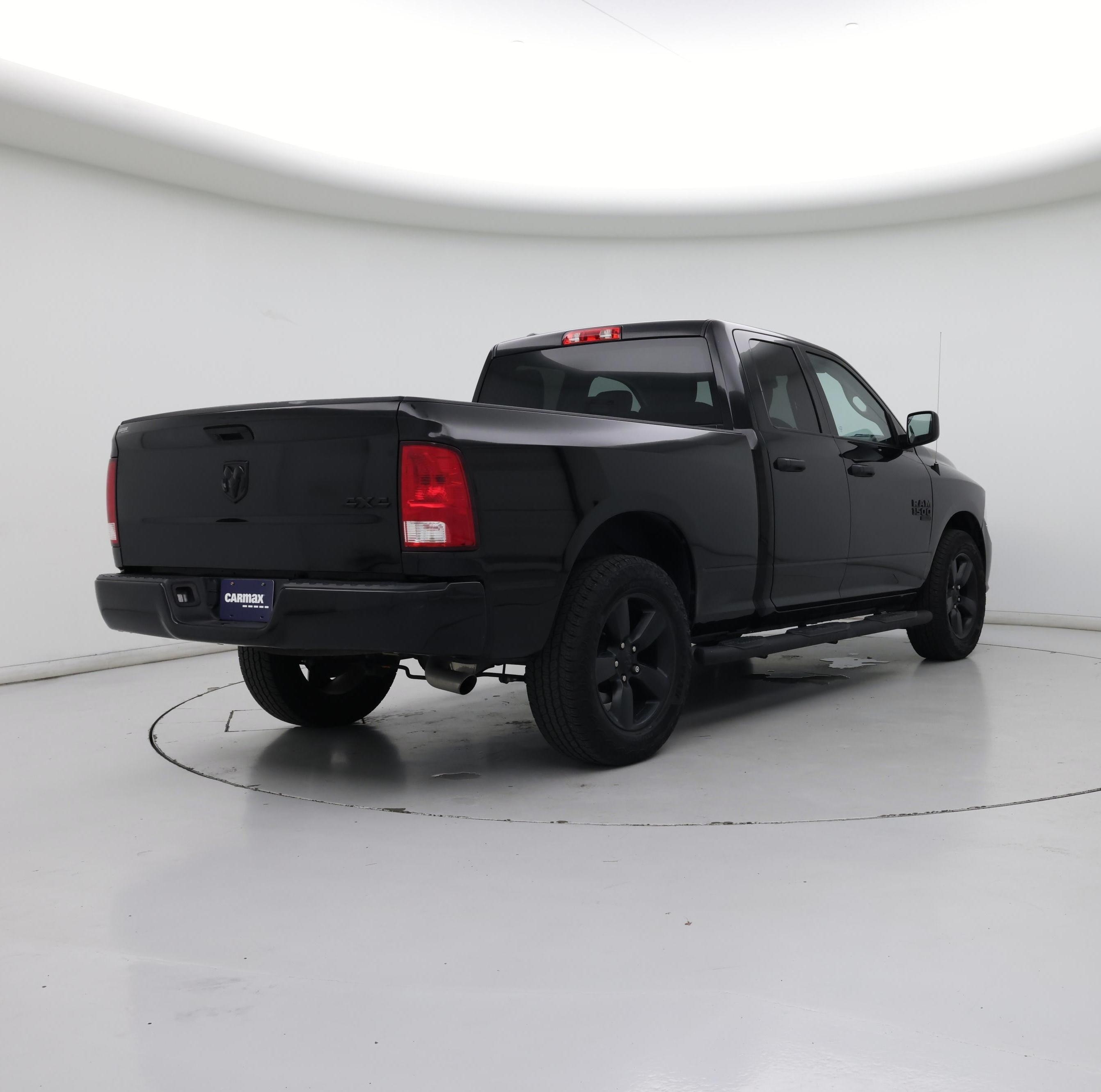 Thumbnail: 2019 RAM 1500 Classic - 8