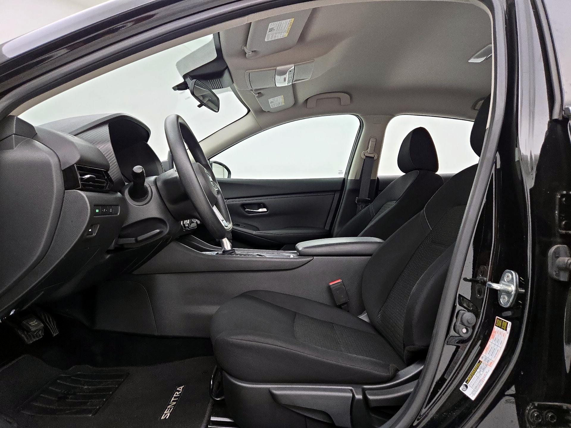 Thumbnail: 2020 Nissan Sentra - 11