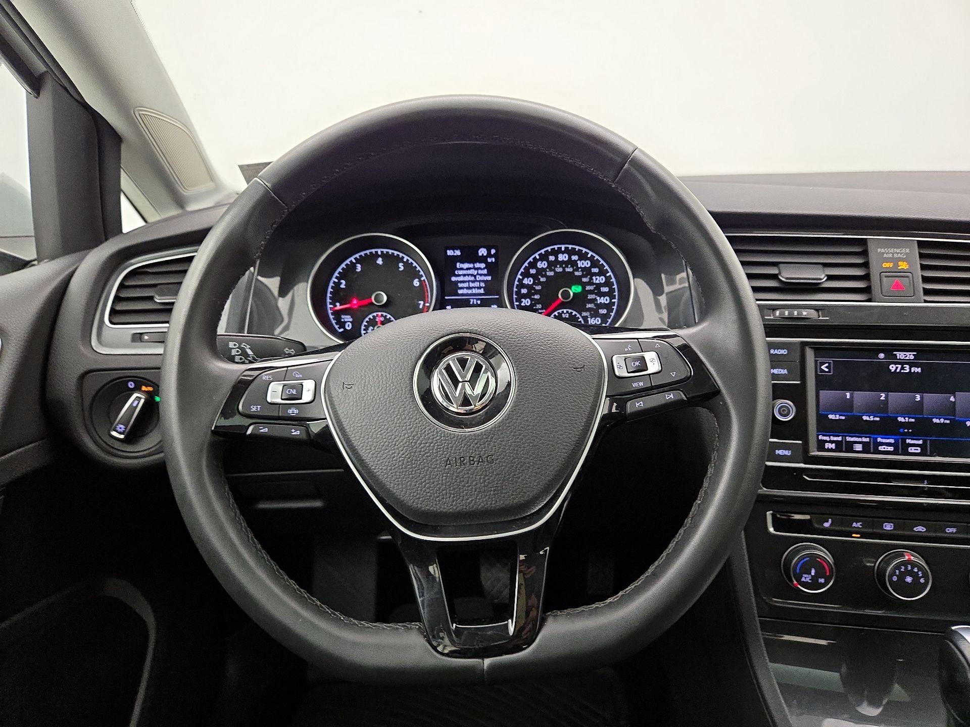 Thumbnail: 2020 Volkswagen Golf - 10