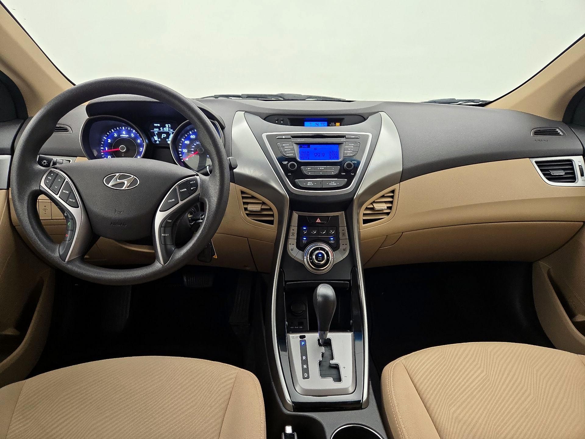 Thumbnail: 2013 Hyundai Elantra - 9