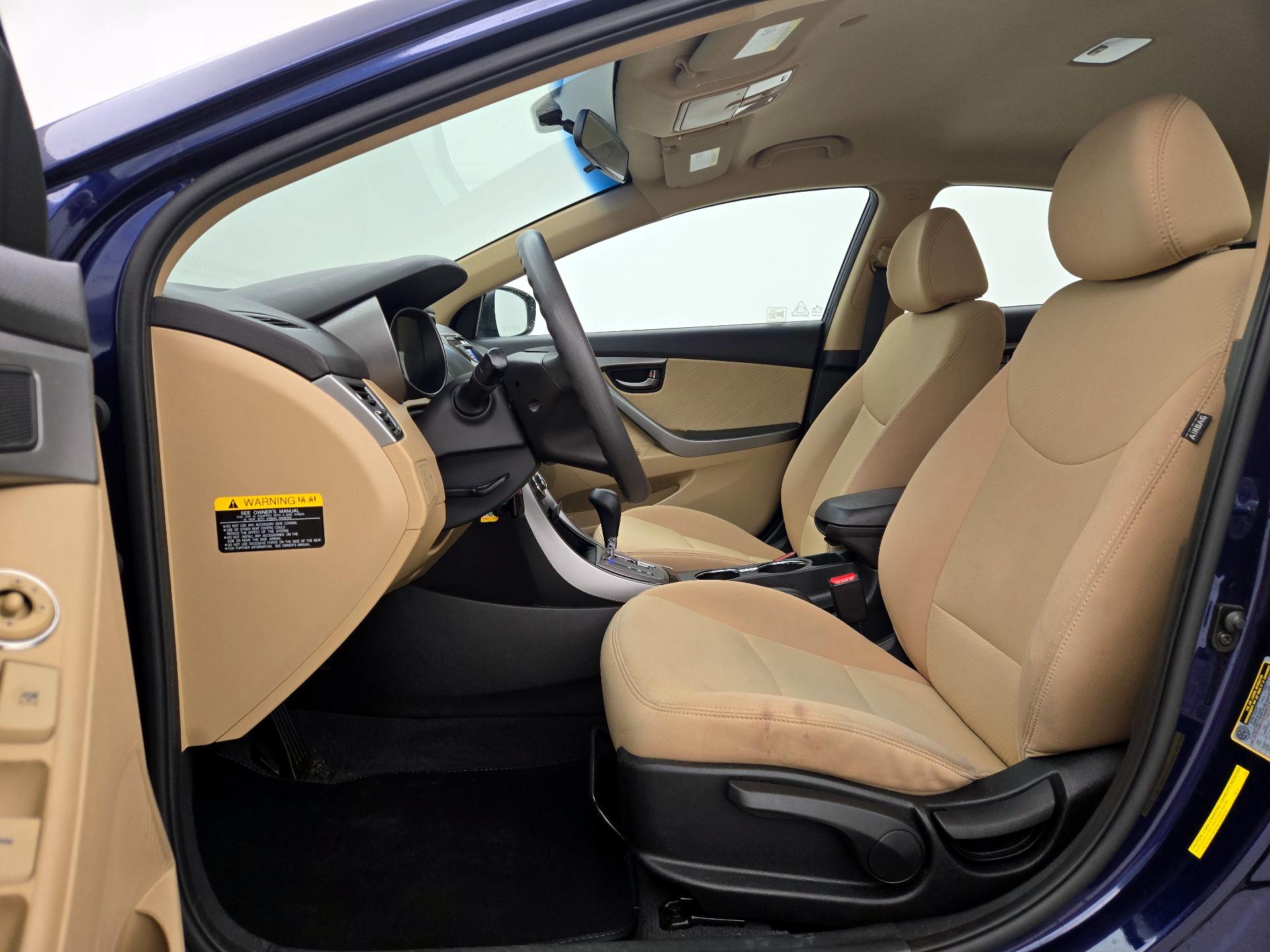 Thumbnail: 2013 Hyundai Elantra - 11
