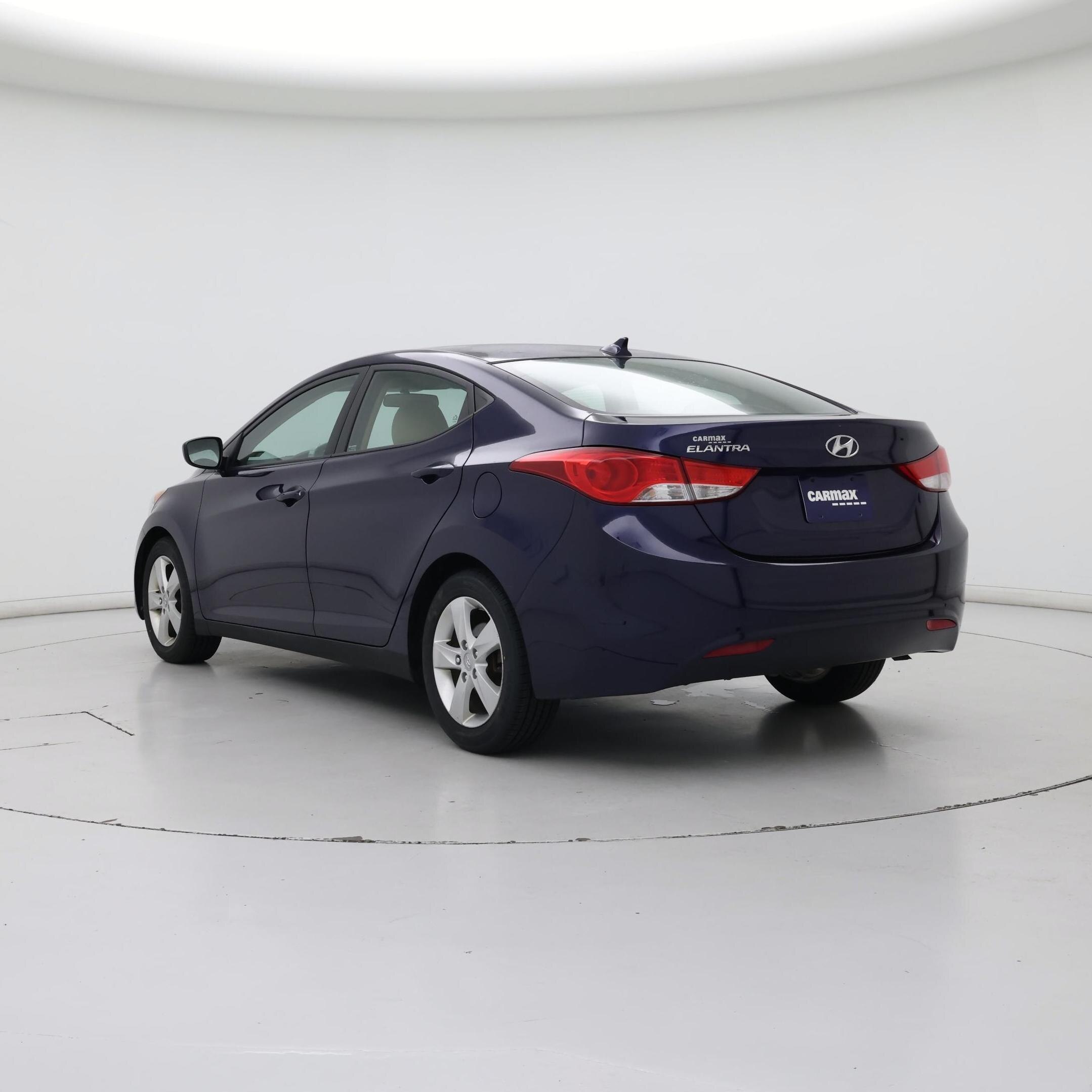 Thumbnail: 2013 Hyundai Elantra - 2