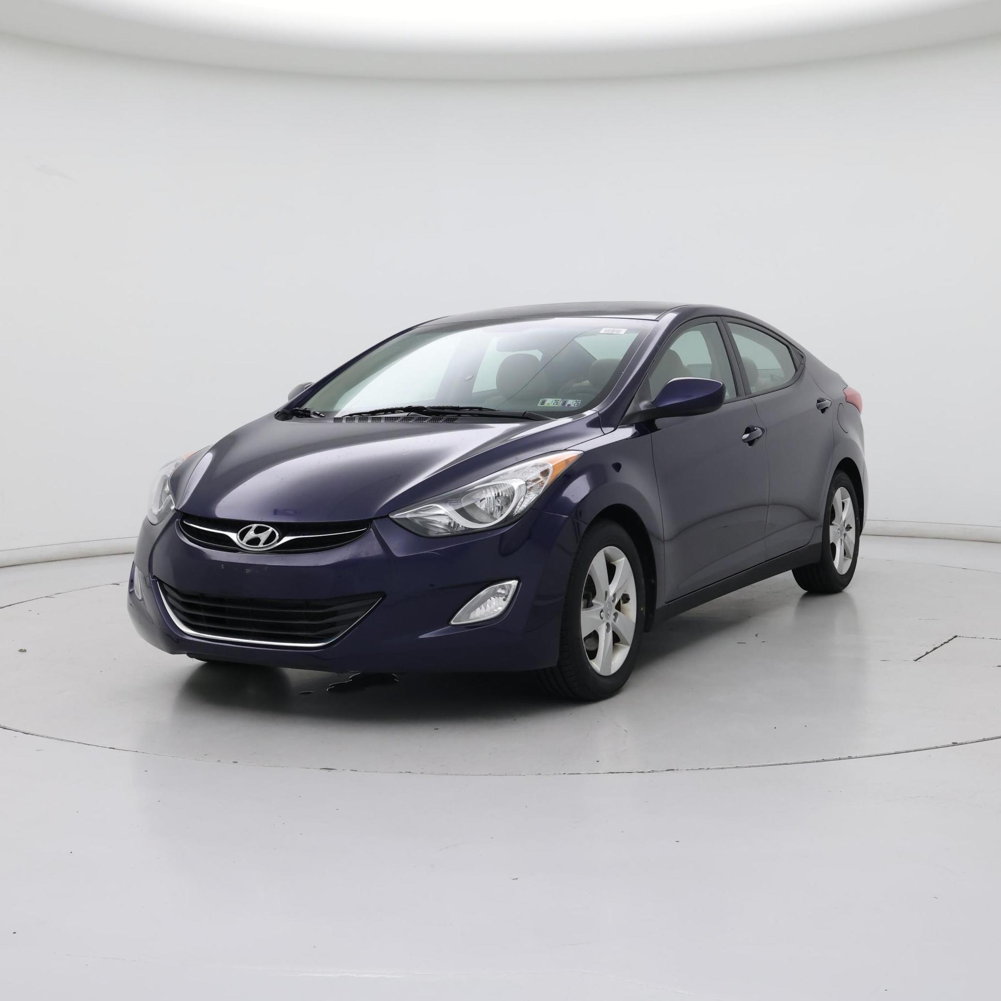 Thumbnail: 2013 Hyundai Elantra - 4