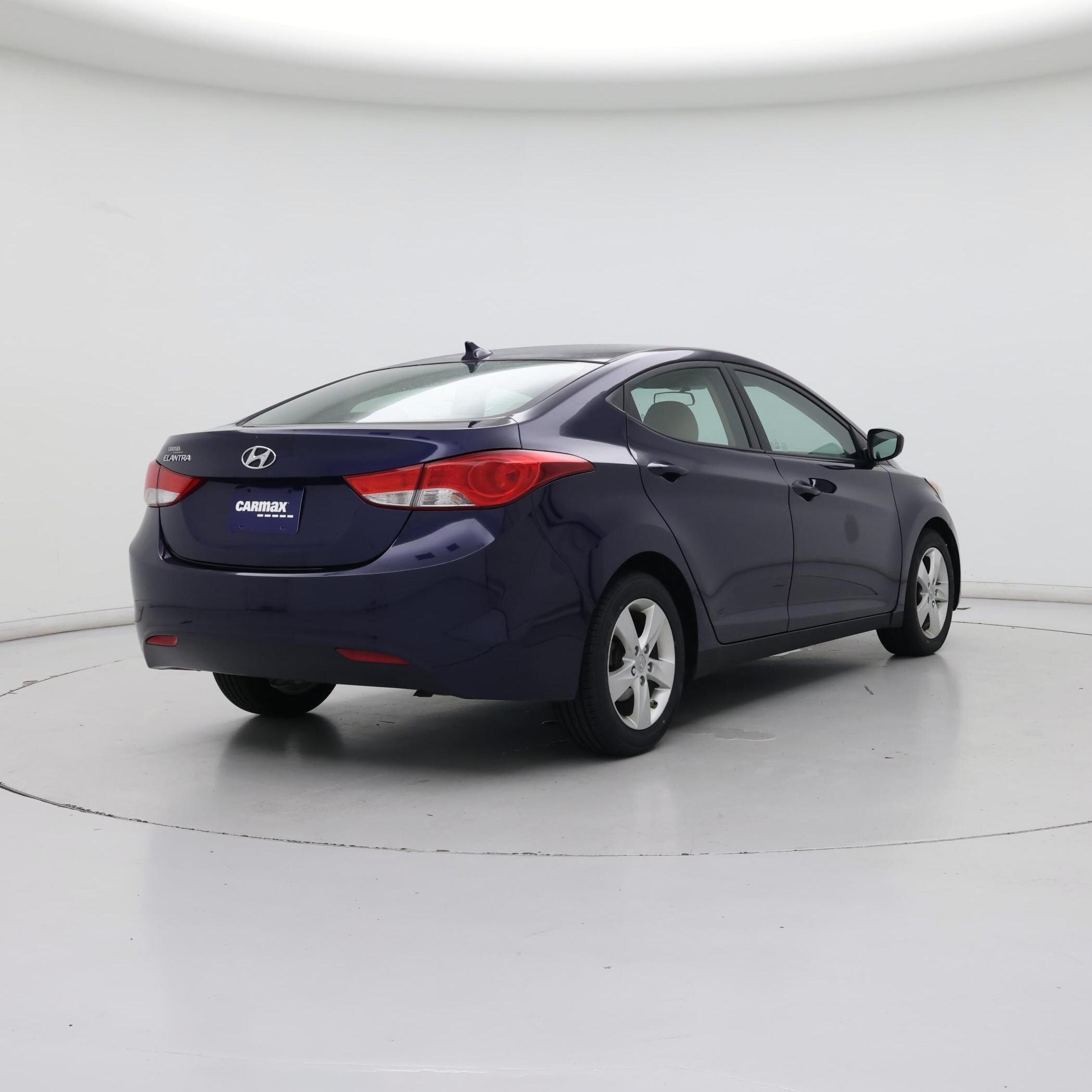 Thumbnail: 2013 Hyundai Elantra - 8