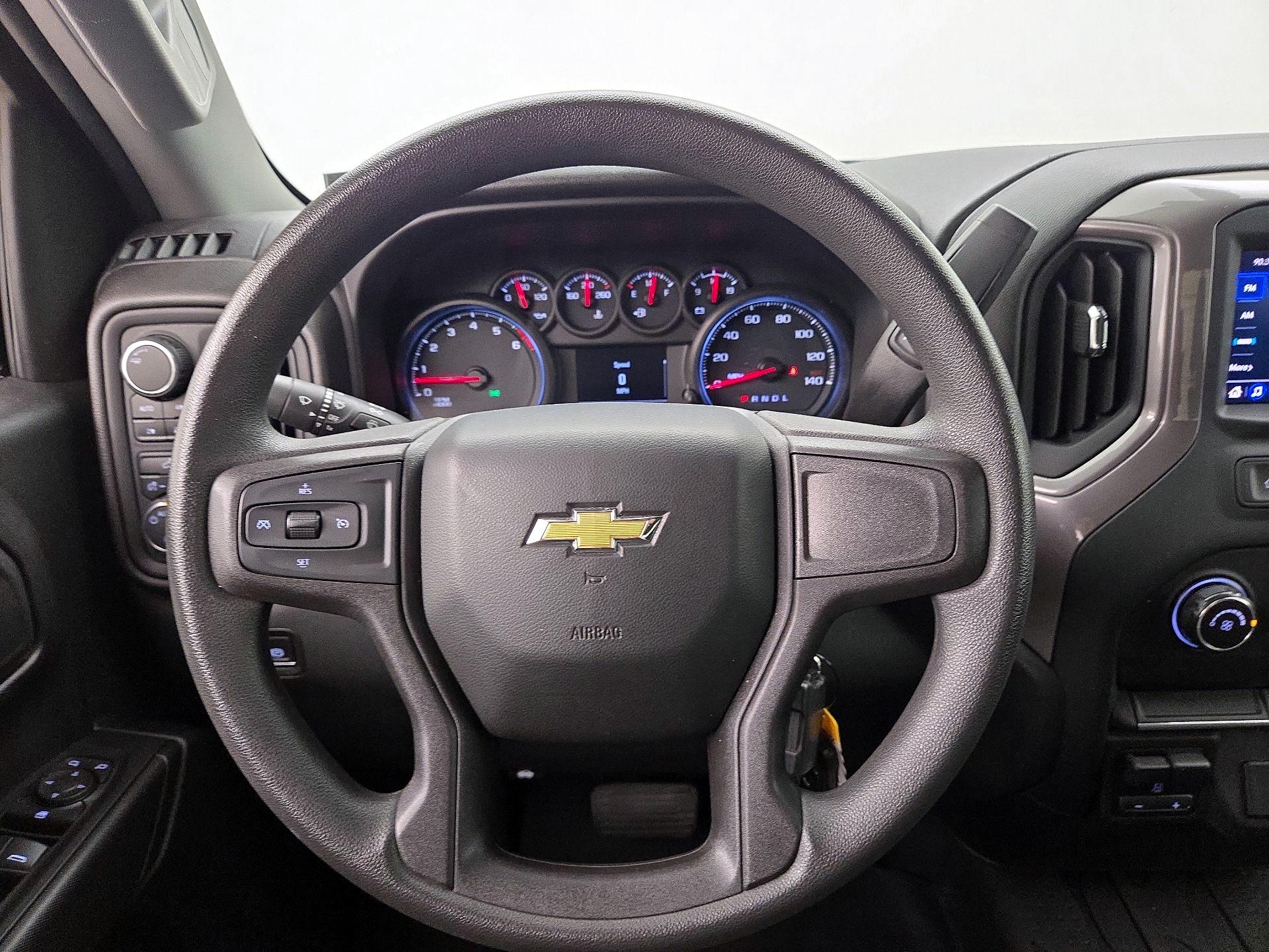 Thumbnail: 2020 Chevrolet Silverado 1500 - 10