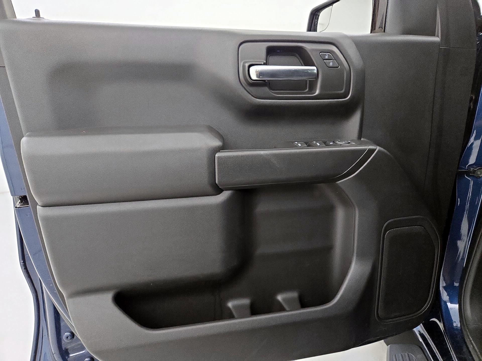 Thumbnail: 2020 Chevrolet Silverado 1500 - 12