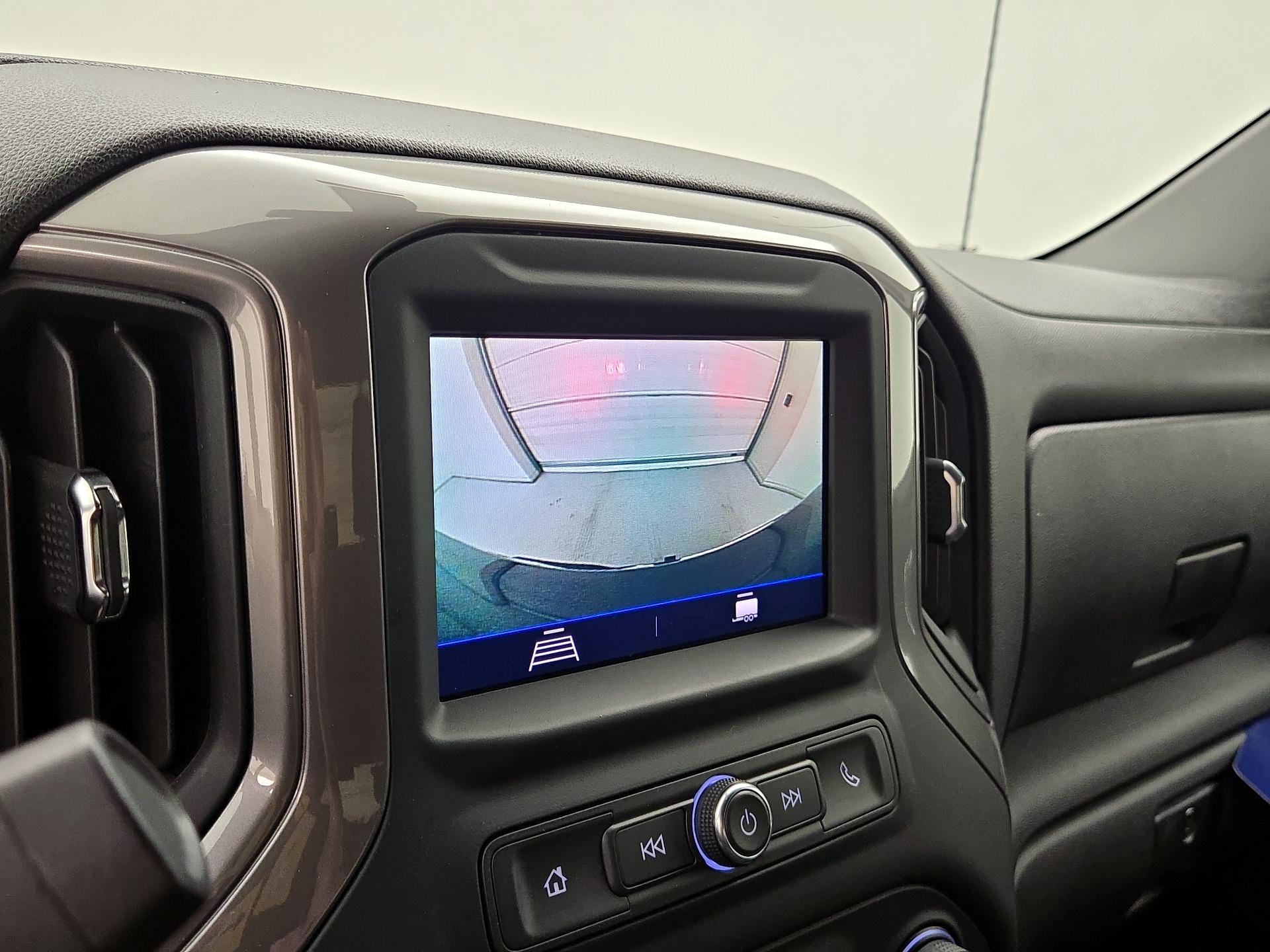 Thumbnail: 2020 Chevrolet Silverado 1500 - 14