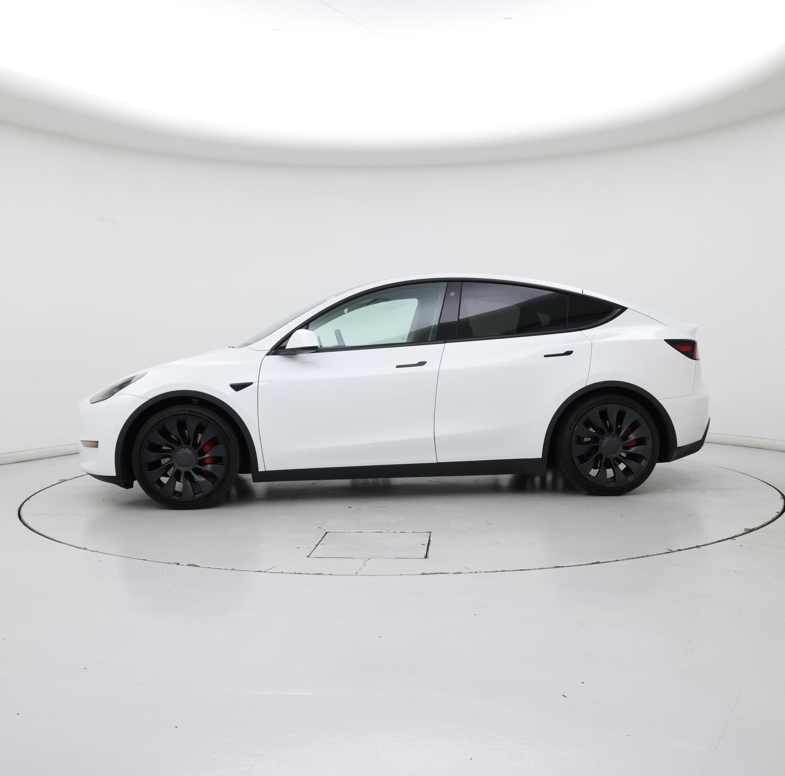 Thumbnail: 2022 Tesla Model Y - 3