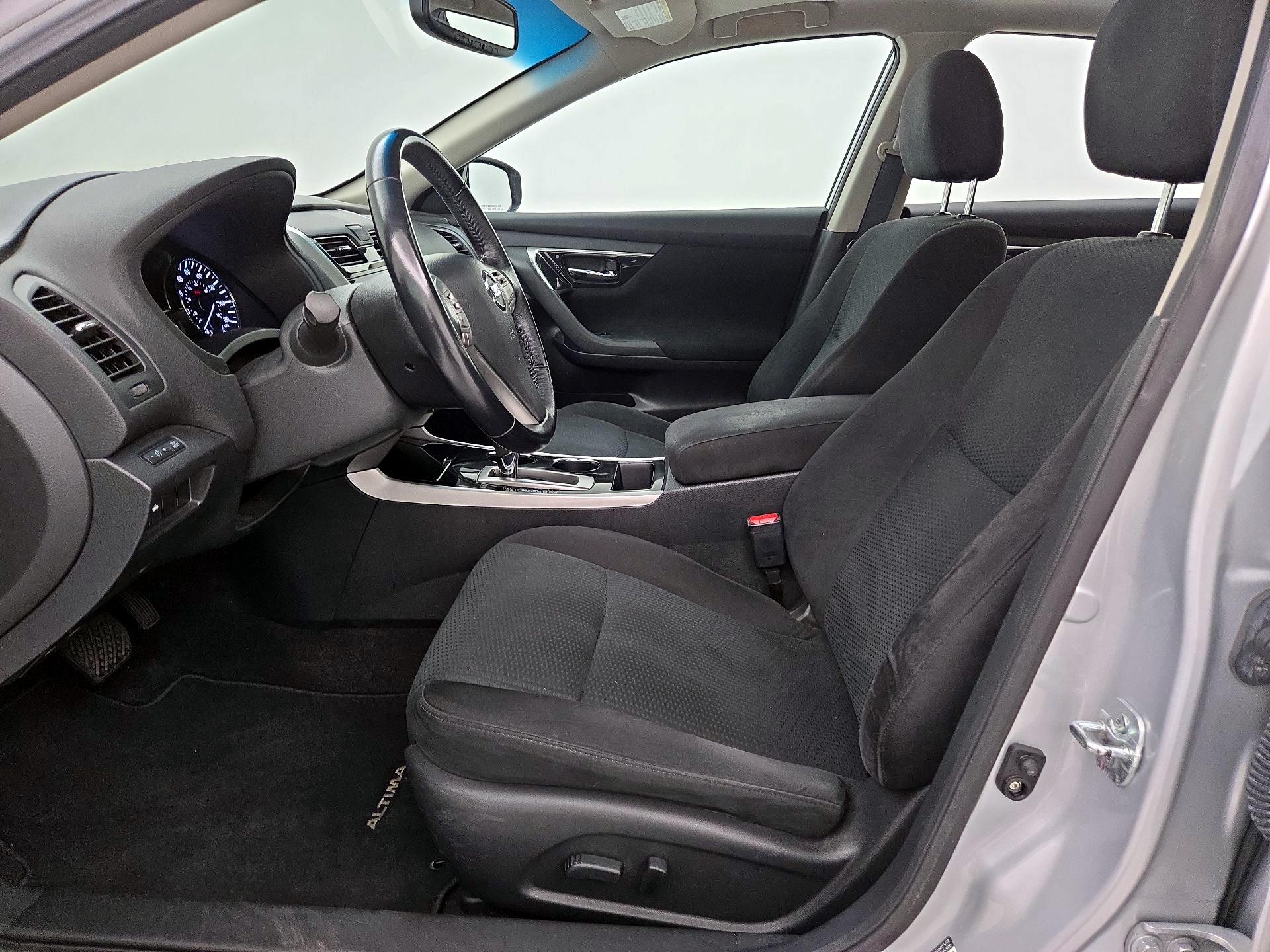 Thumbnail: 2014 Nissan Altima - 11