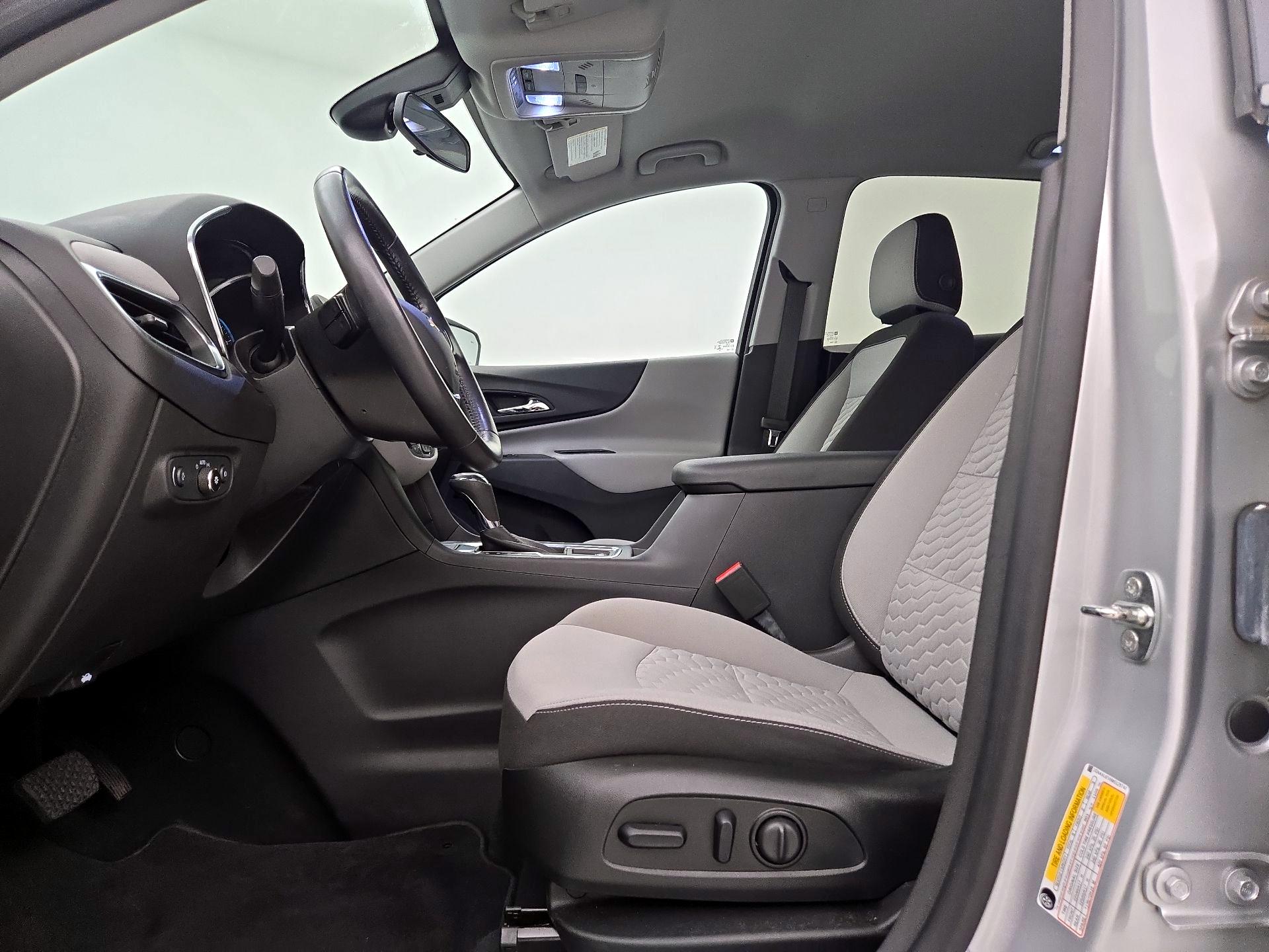 Thumbnail: 2021 Chevrolet Equinox - 11