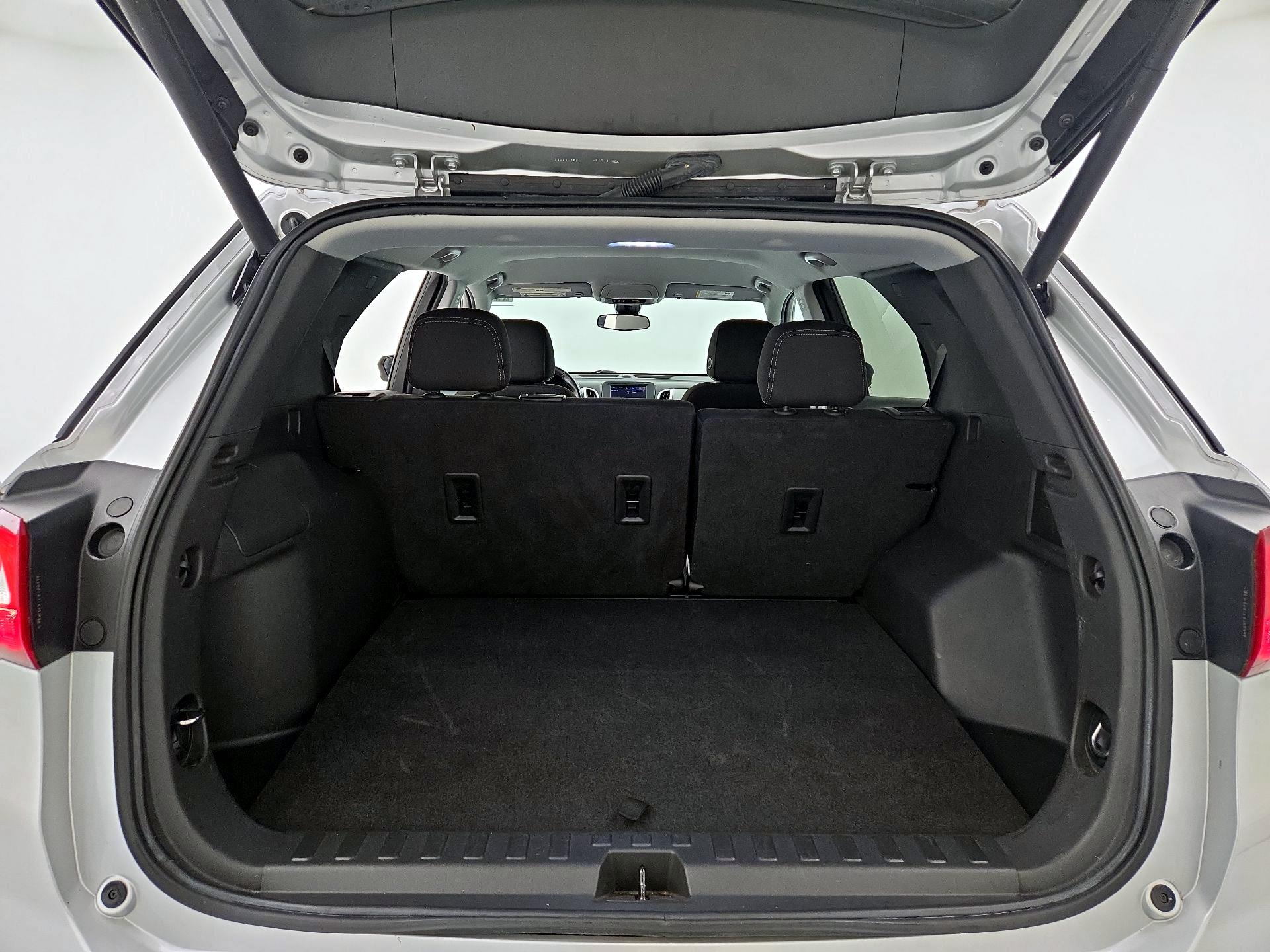 Thumbnail: 2021 Chevrolet Equinox - 20