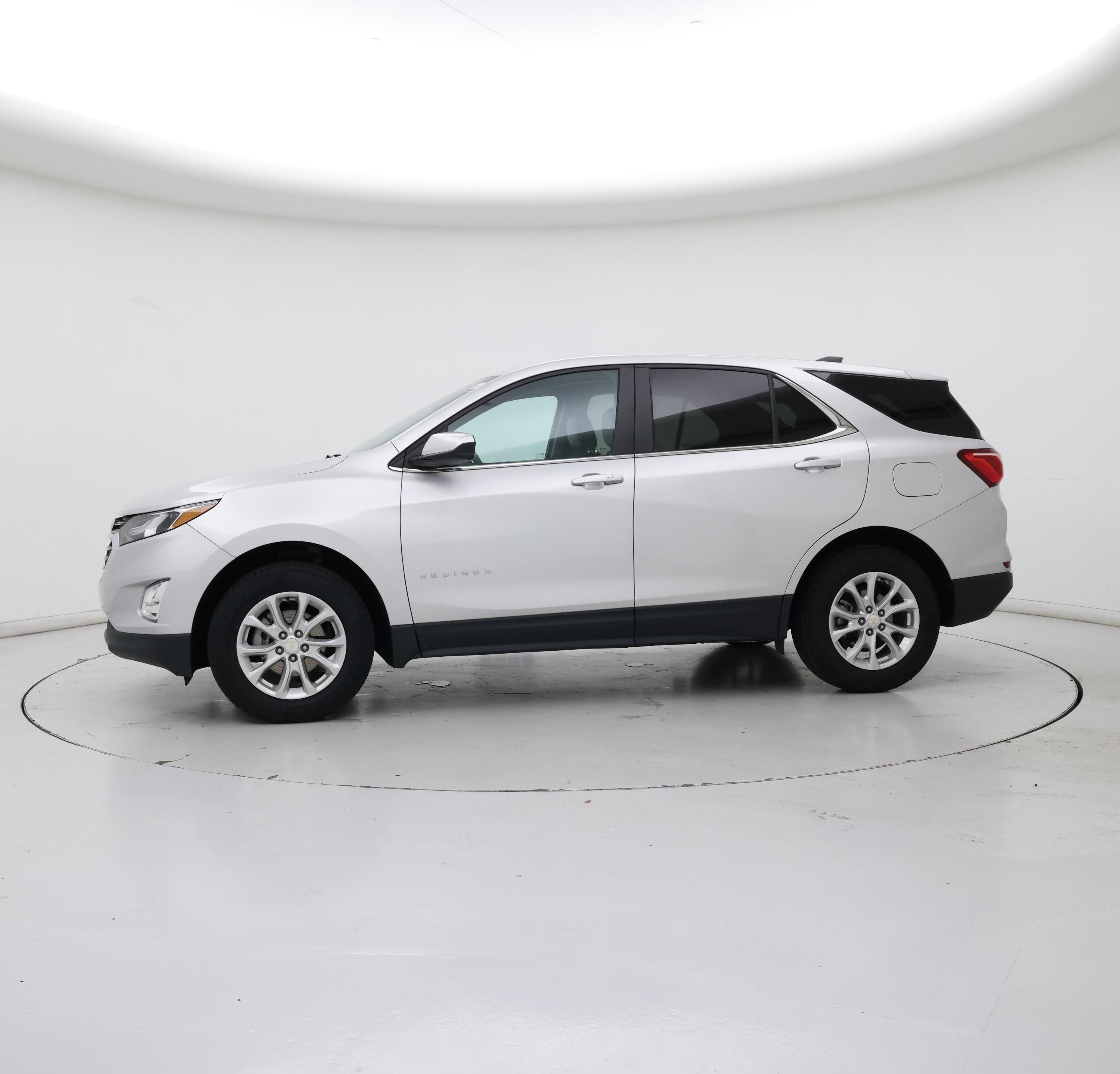 Thumbnail: 2021 Chevrolet Equinox - 3
