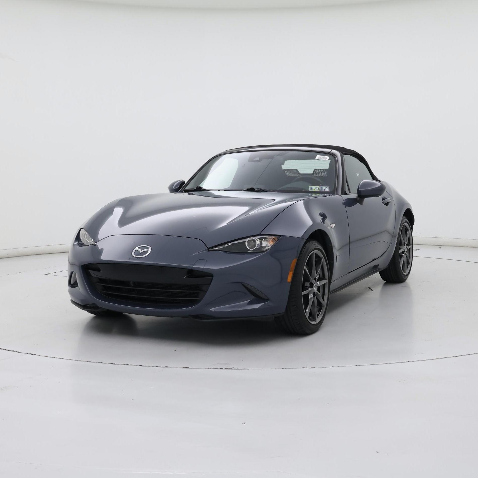 Thumbnail: 2020 Mazda MX-5 Miata - 4