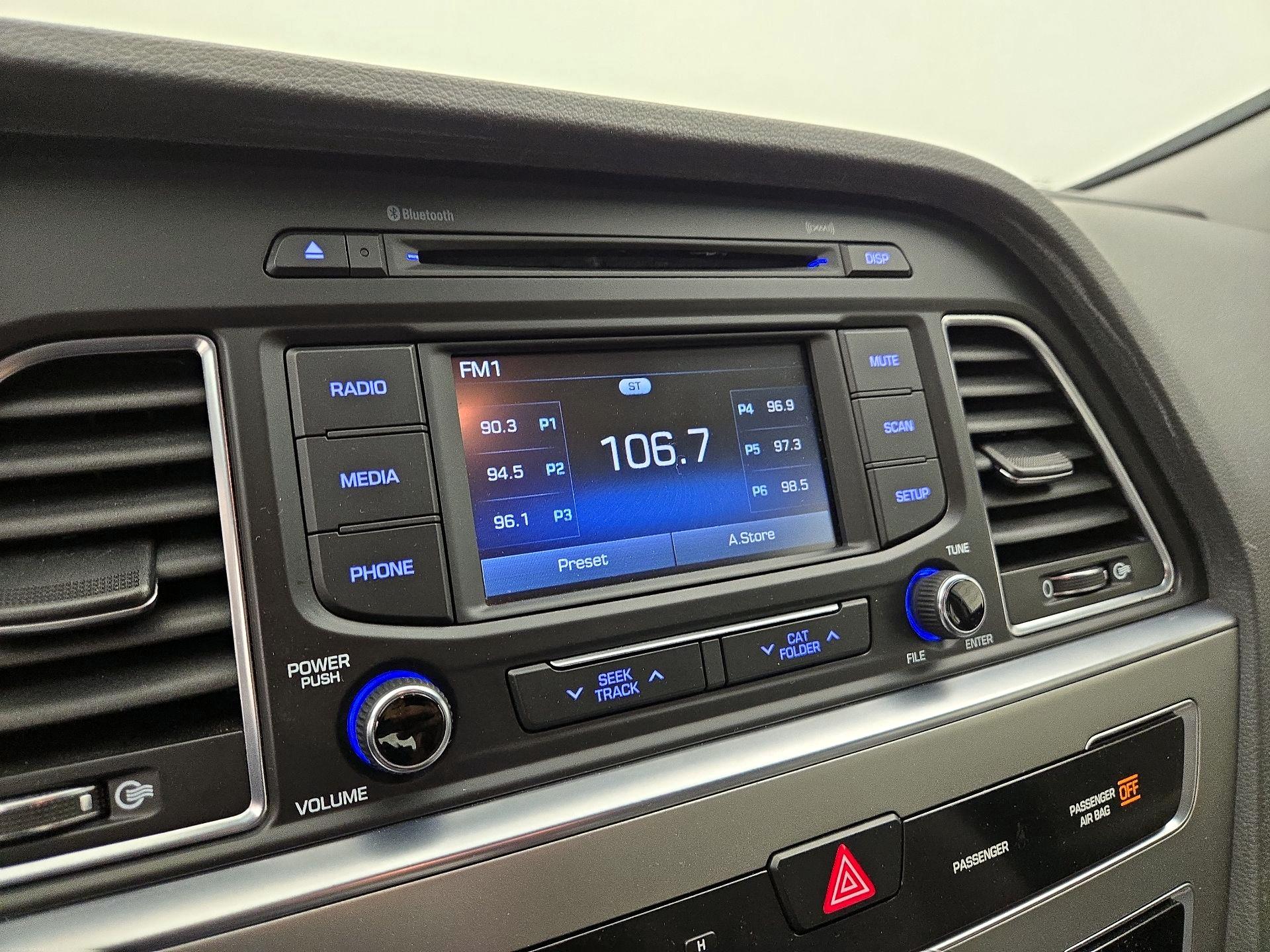 Thumbnail: 2015 Hyundai Sonata - 15