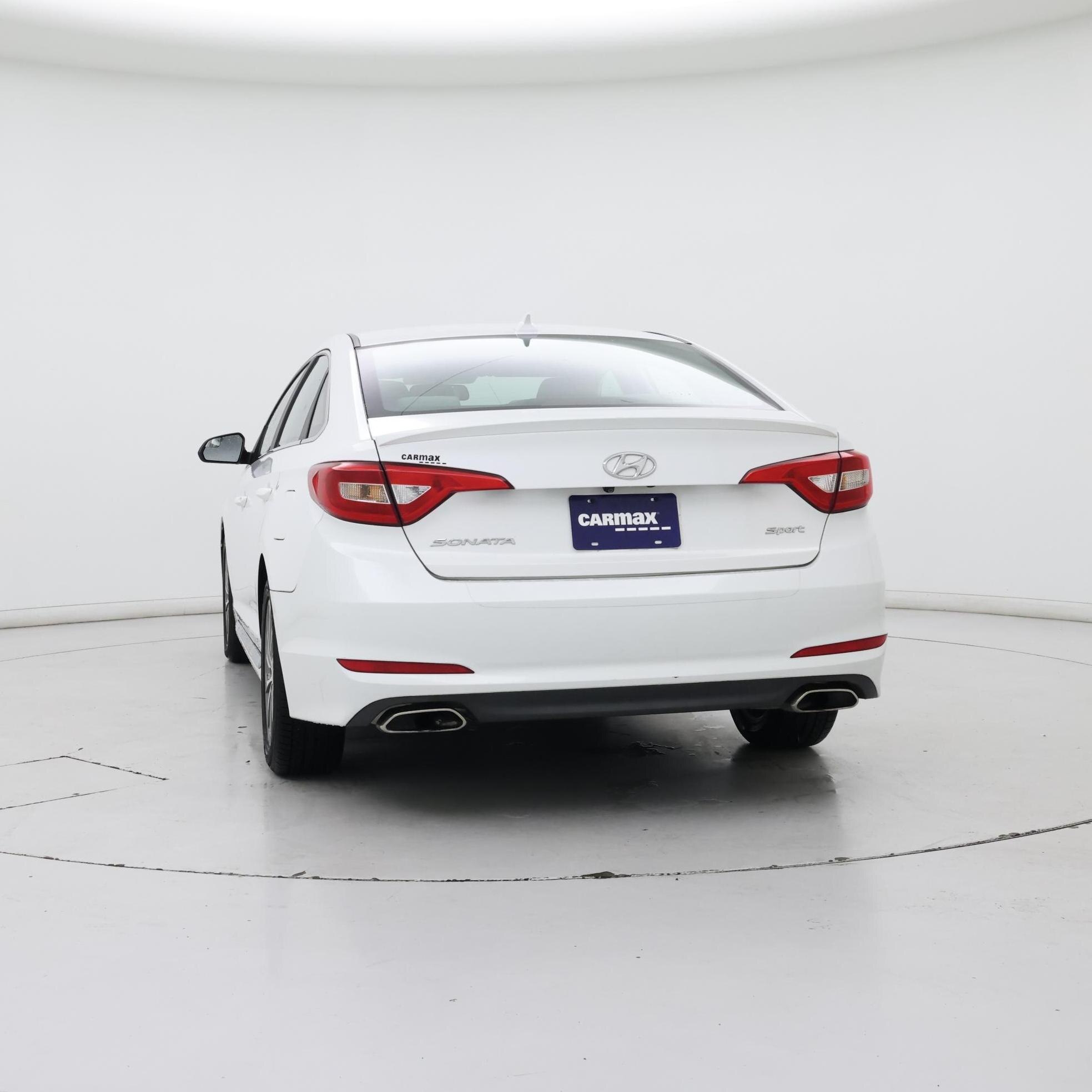 Thumbnail: 2015 Hyundai Sonata - 6