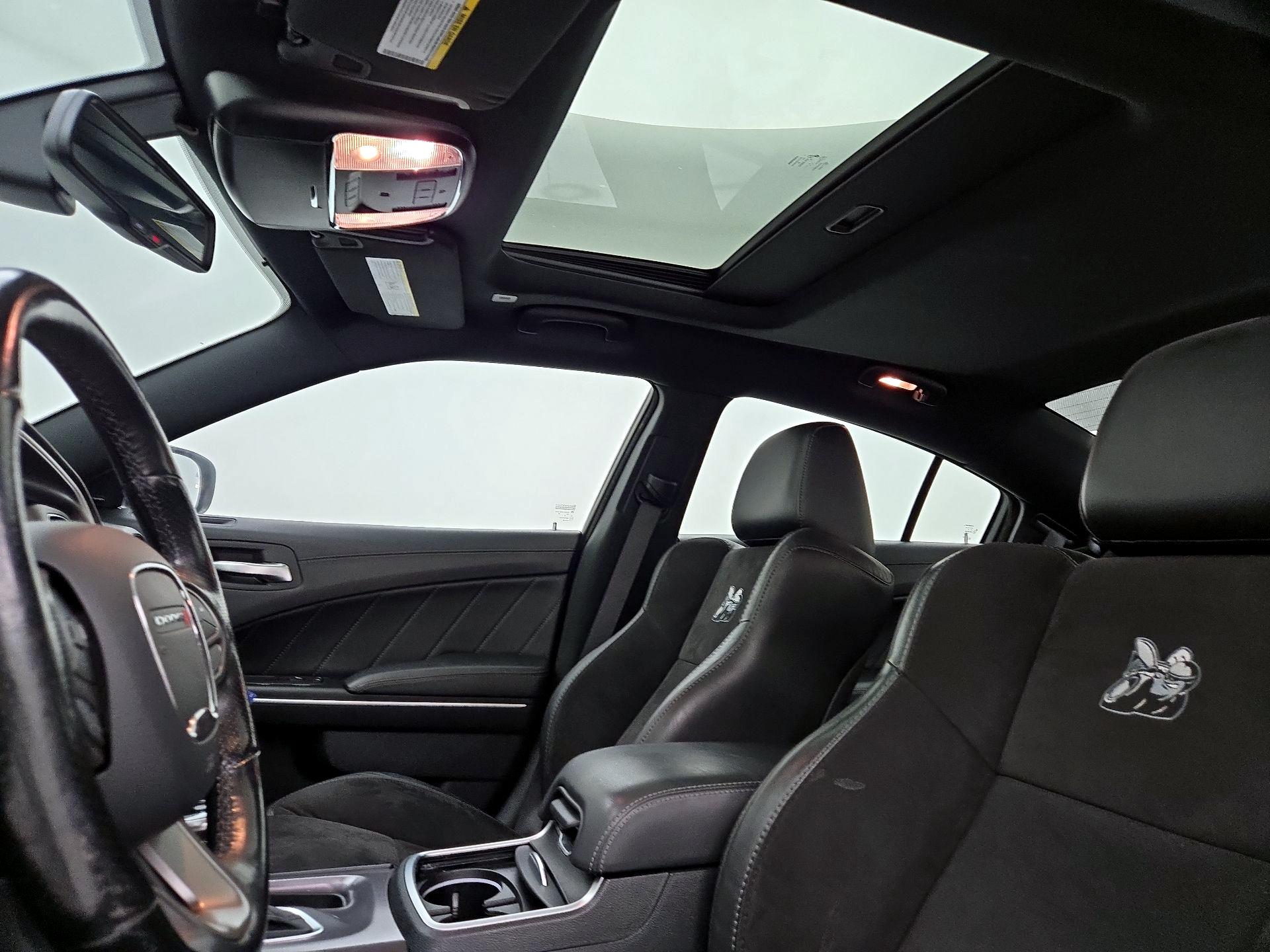 Thumbnail: 2020 Dodge Charger - 20