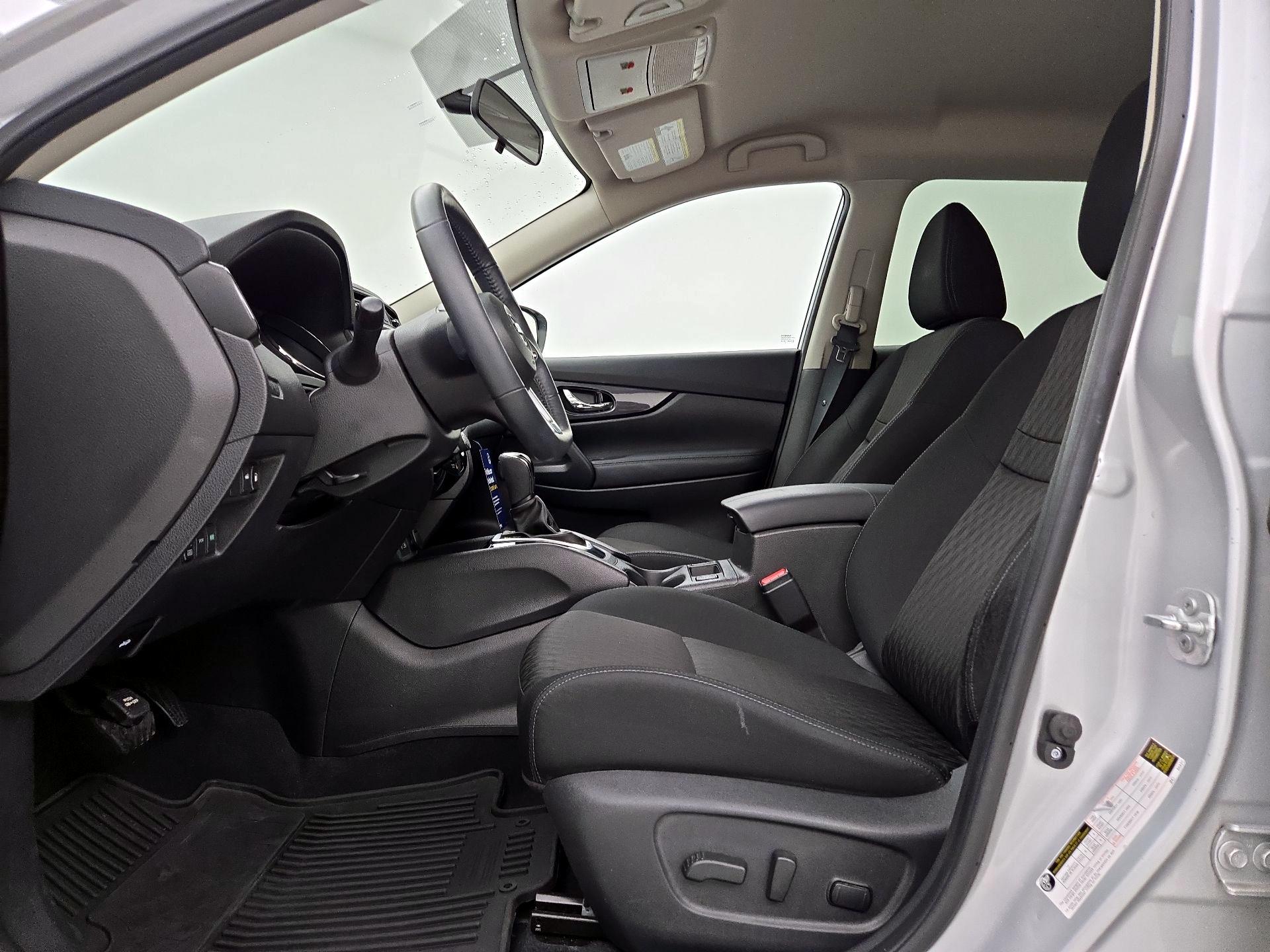 Thumbnail: 2018 Nissan Rogue - 11