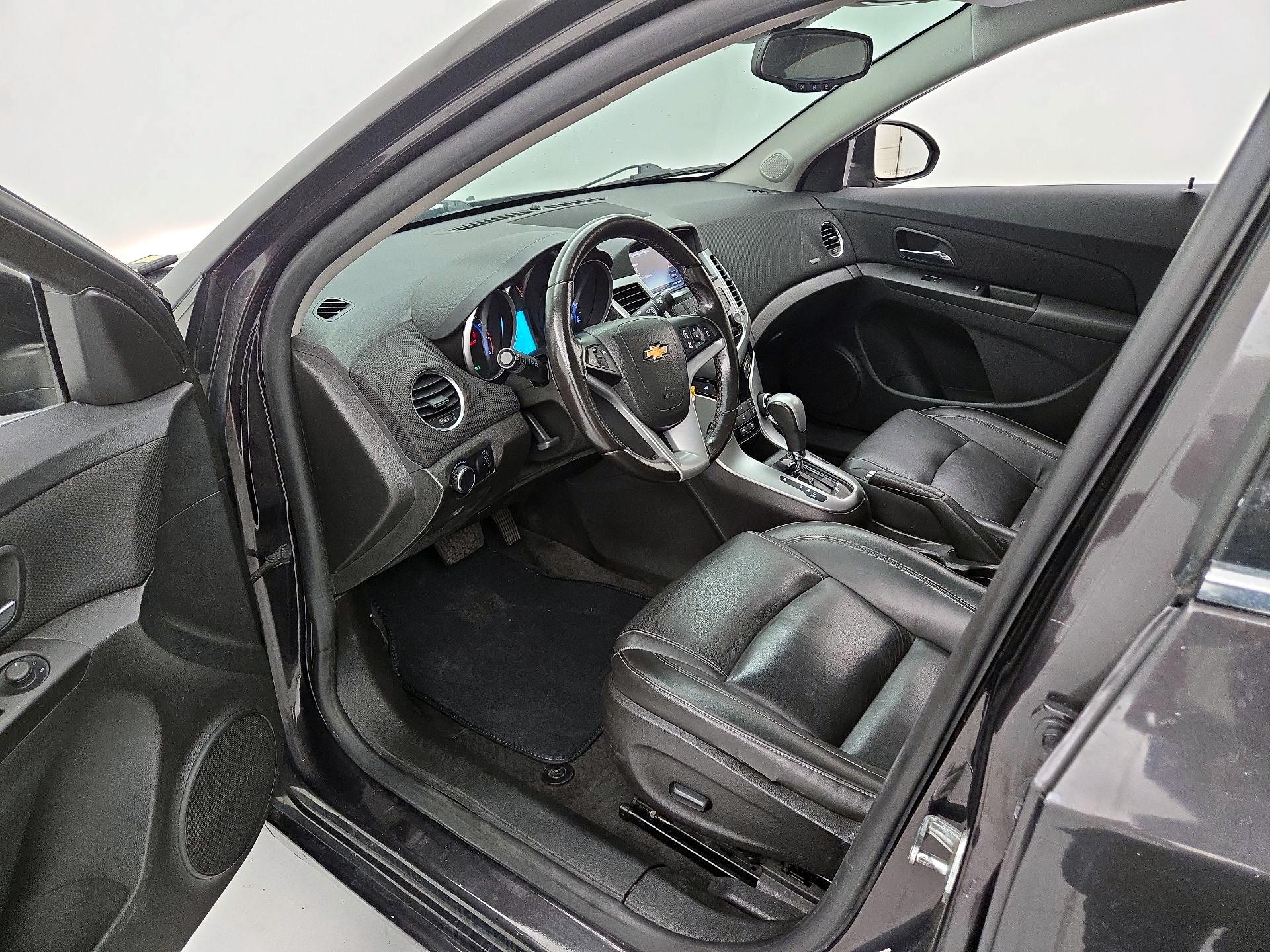 Thumbnail: 2015 Chevrolet Cruze - 11