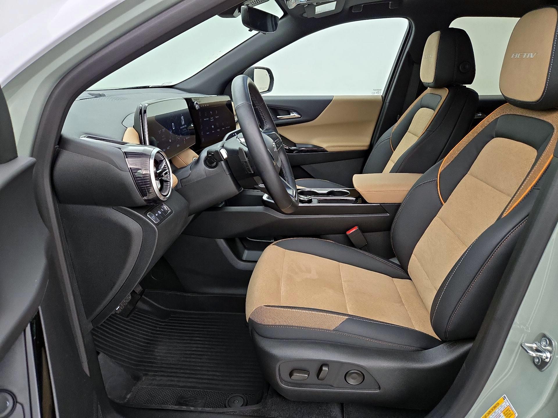 Thumbnail: 2025 Chevrolet Equinox - 11