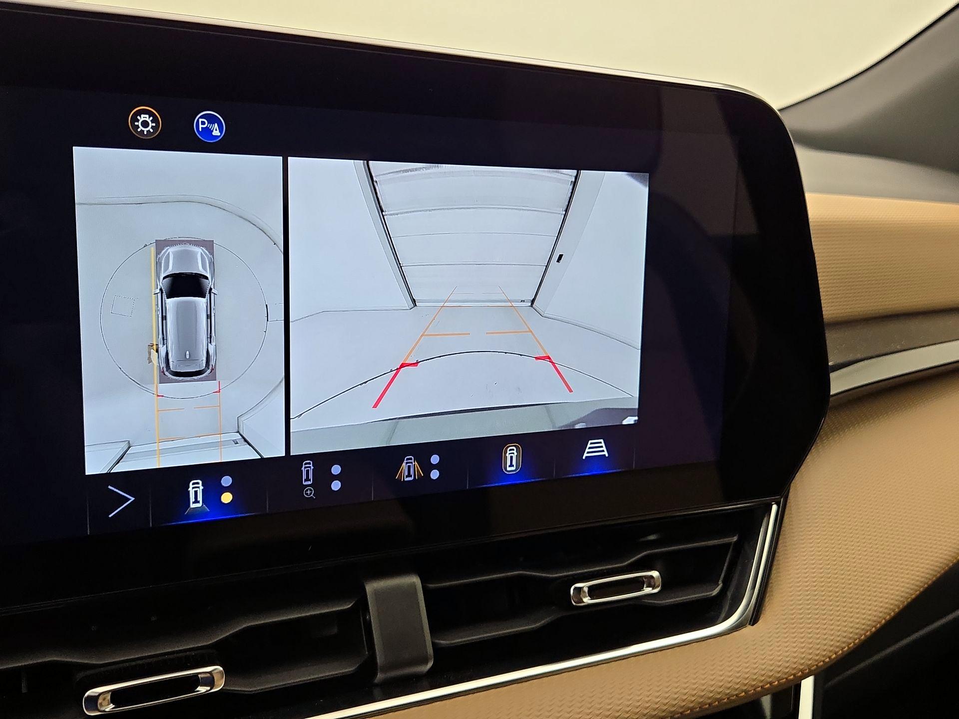 Thumbnail: 2025 Chevrolet Equinox - 14