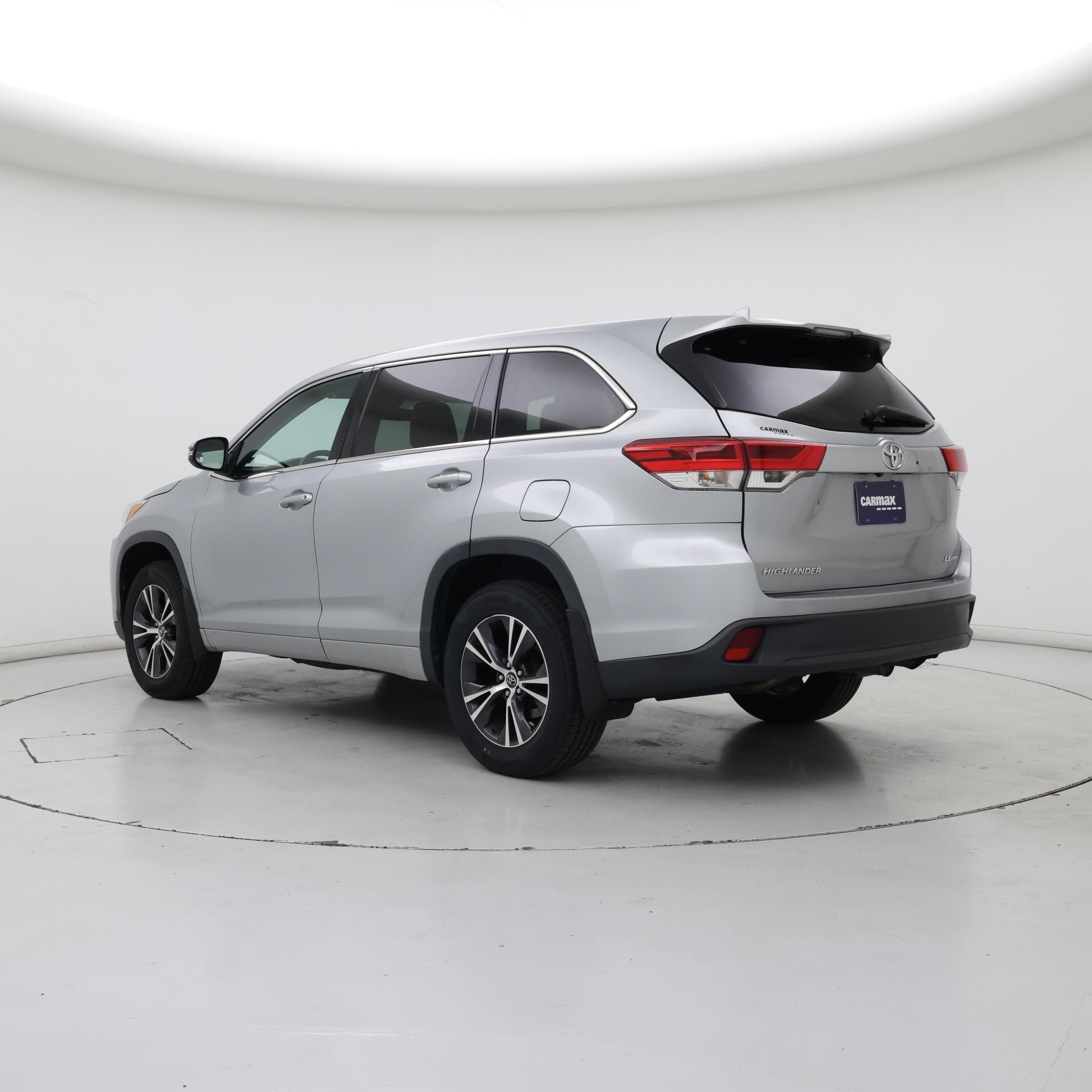 Thumbnail: 2017 Toyota Highlander - 2