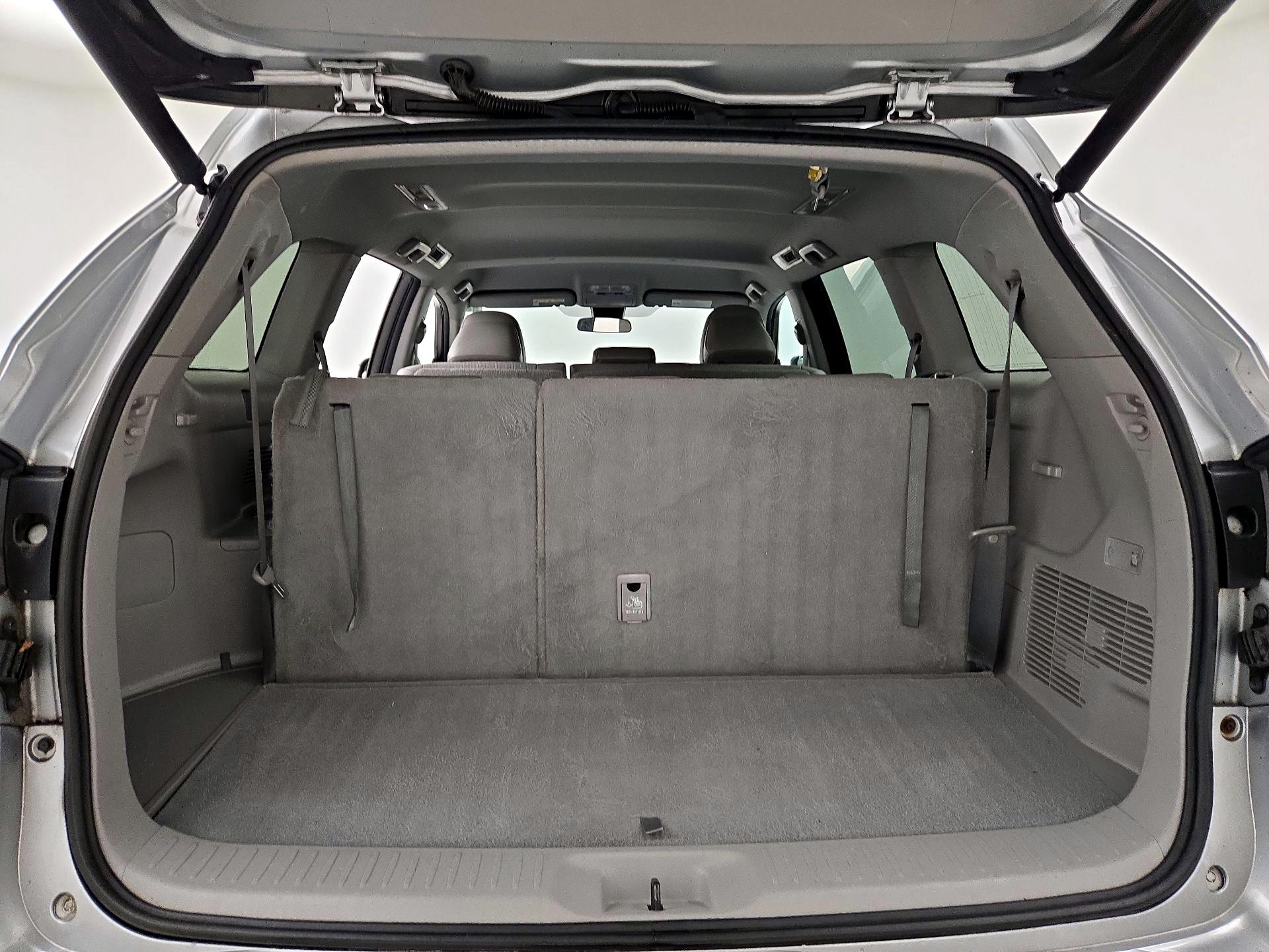 Thumbnail: 2017 Toyota Highlander - 20