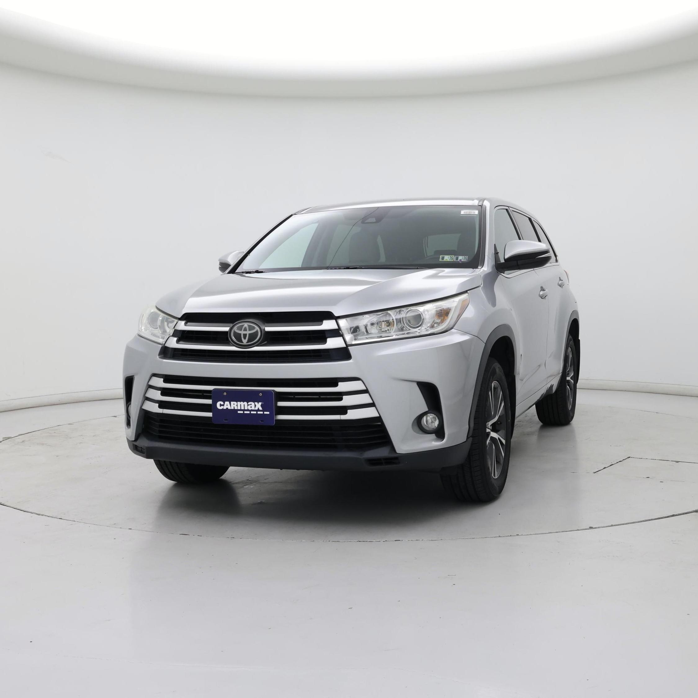 Thumbnail: 2017 Toyota Highlander - 4