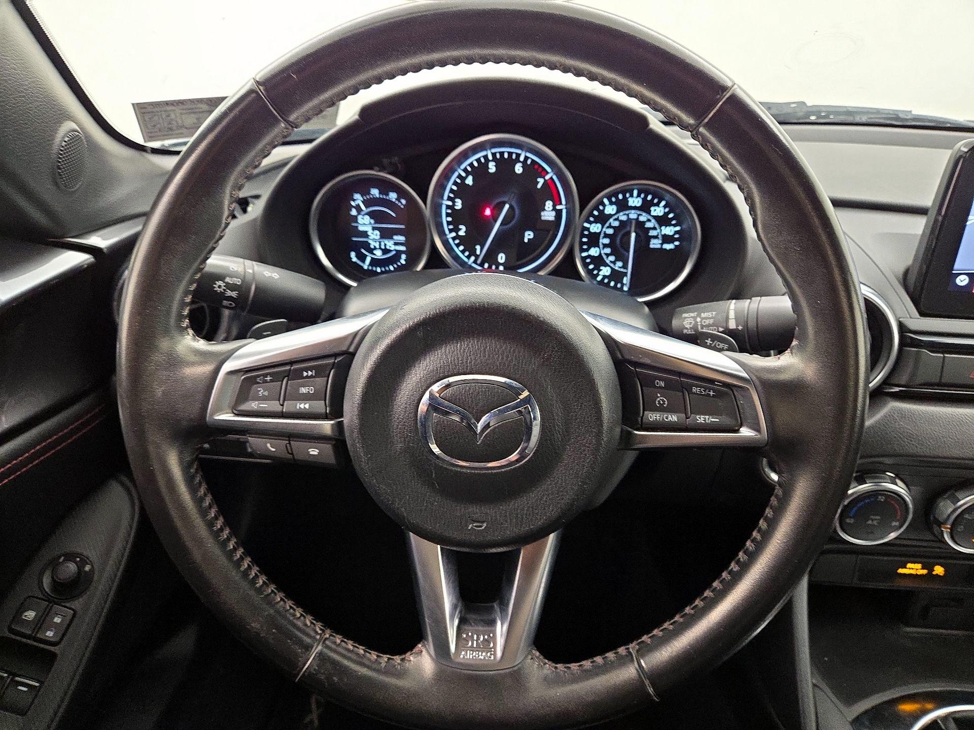 Thumbnail: 2018 Mazda MX-5 Miata - 10