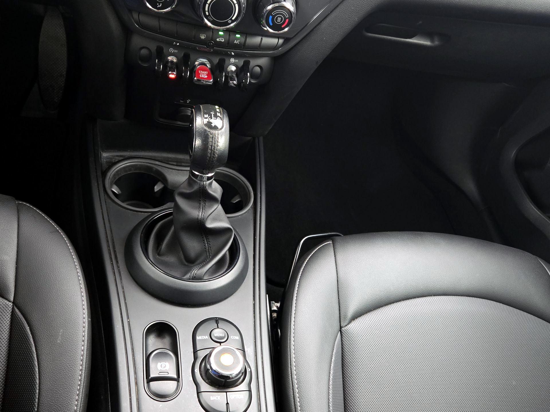 Thumbnail: 2019 MINI Cooper Countryman - 17